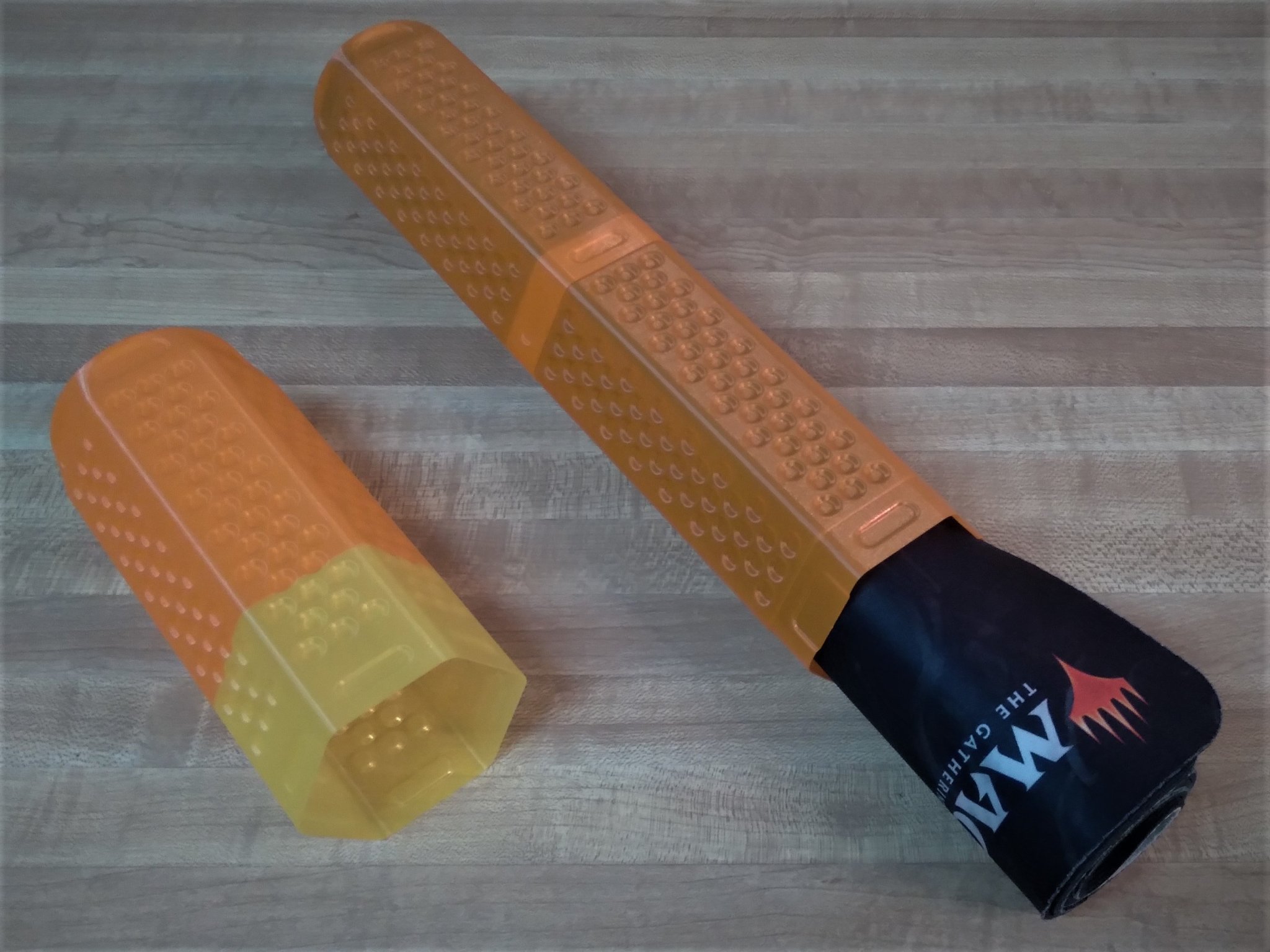 Giá đỡ ống cho thảm chơi trò chơi bài