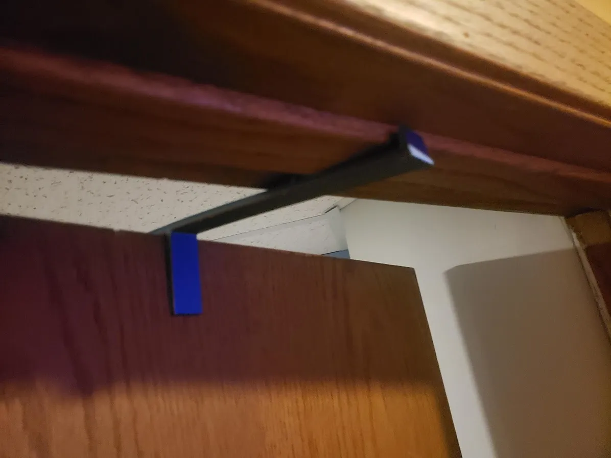 Chốt cửa cho cửa ra vào phía trên hoặc bên hông