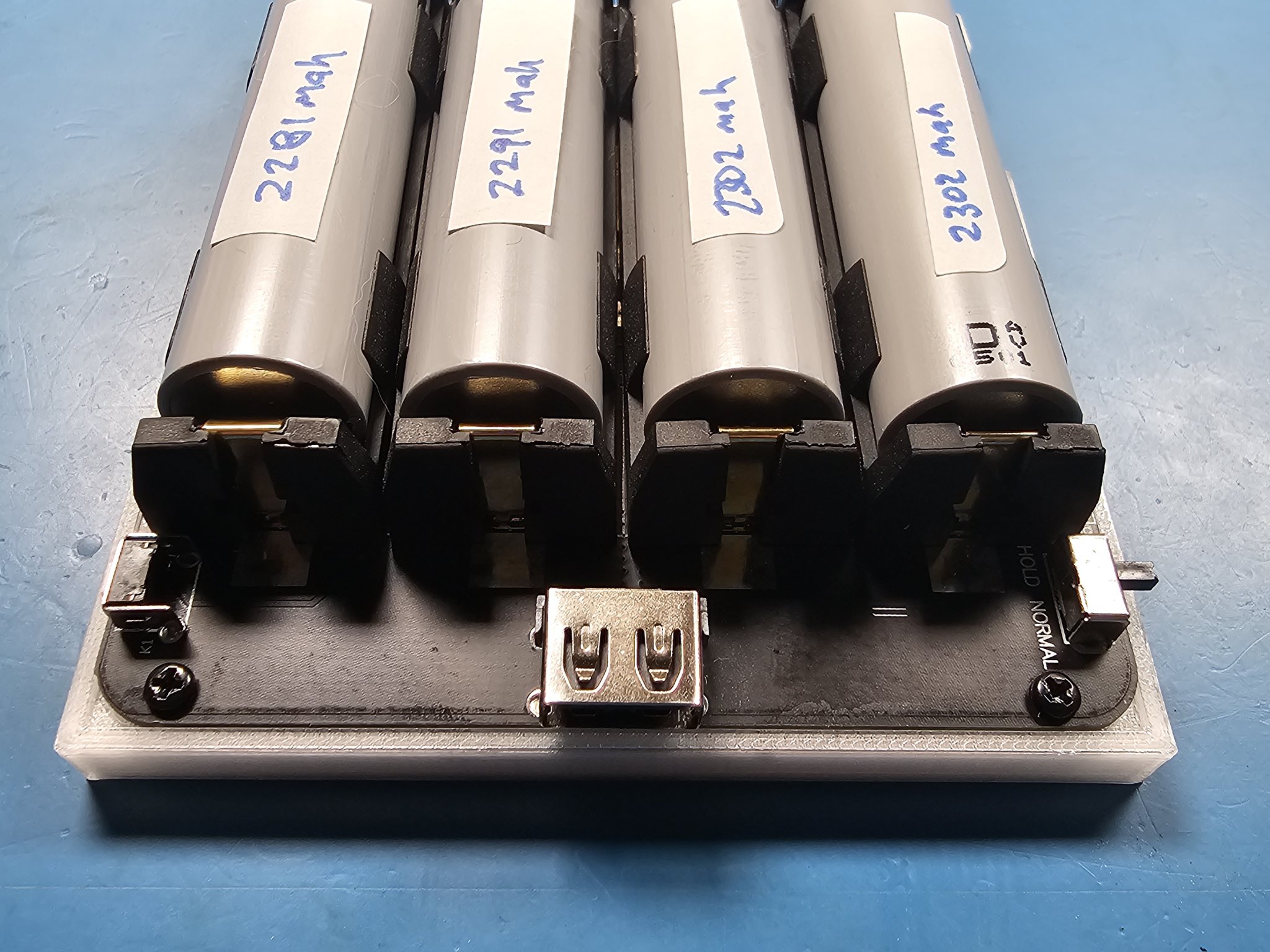 Nắp dưới cho bo mạch nguồn ICStation 4x 18650 GY19481