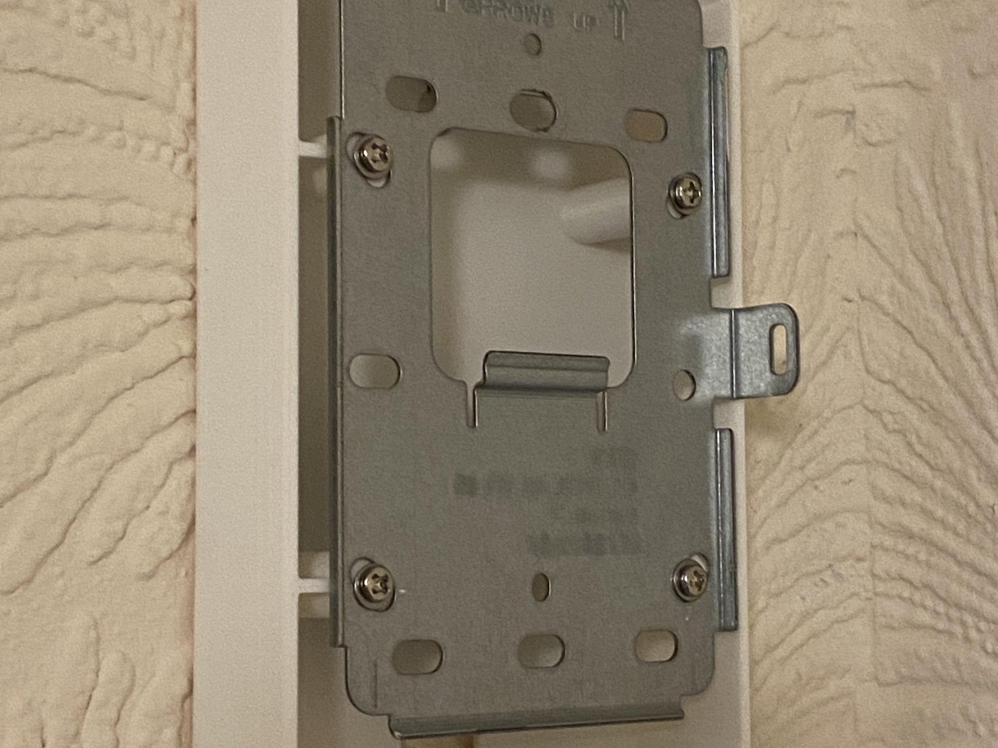 Giá đỡ gắn tường Cisco CBW145AC-E cho điểm truy cập