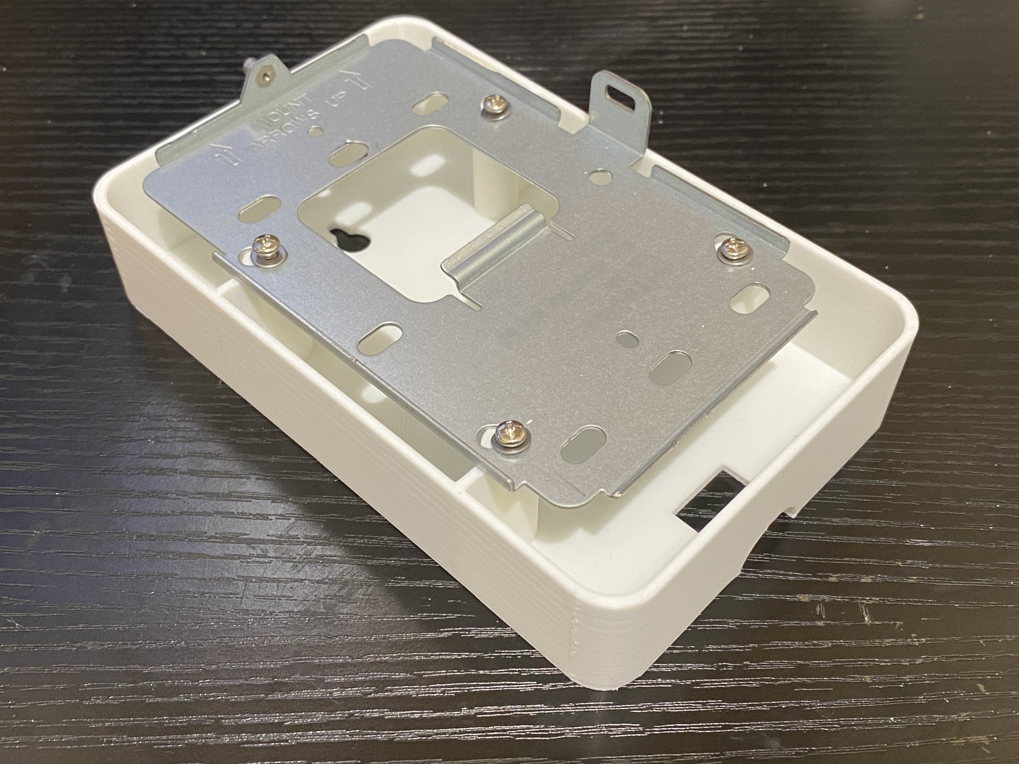 Giá đỡ gắn tường Cisco CBW145AC-E cho điểm truy cập