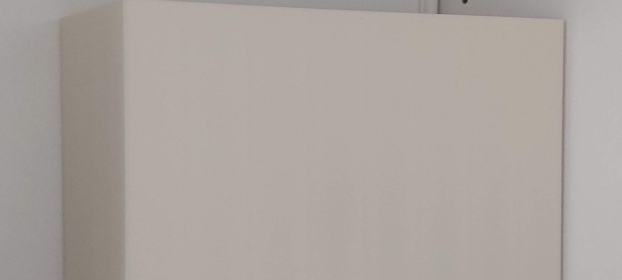 Bìa che dây điện cho kệ để đồ