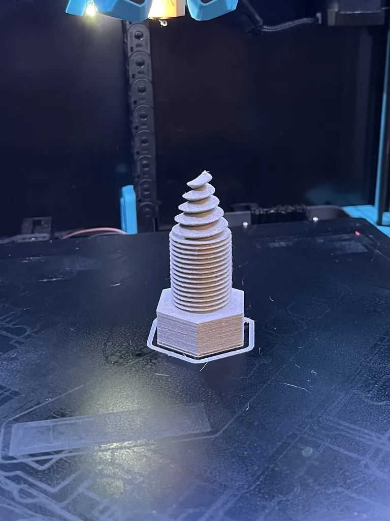 Quả bí ngô Frankenstein với ốc vít