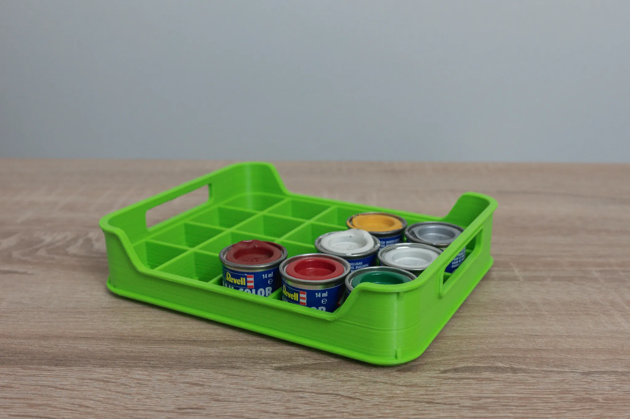 Hộp đựng màu Revell cho mô hình và công cụ airbrush