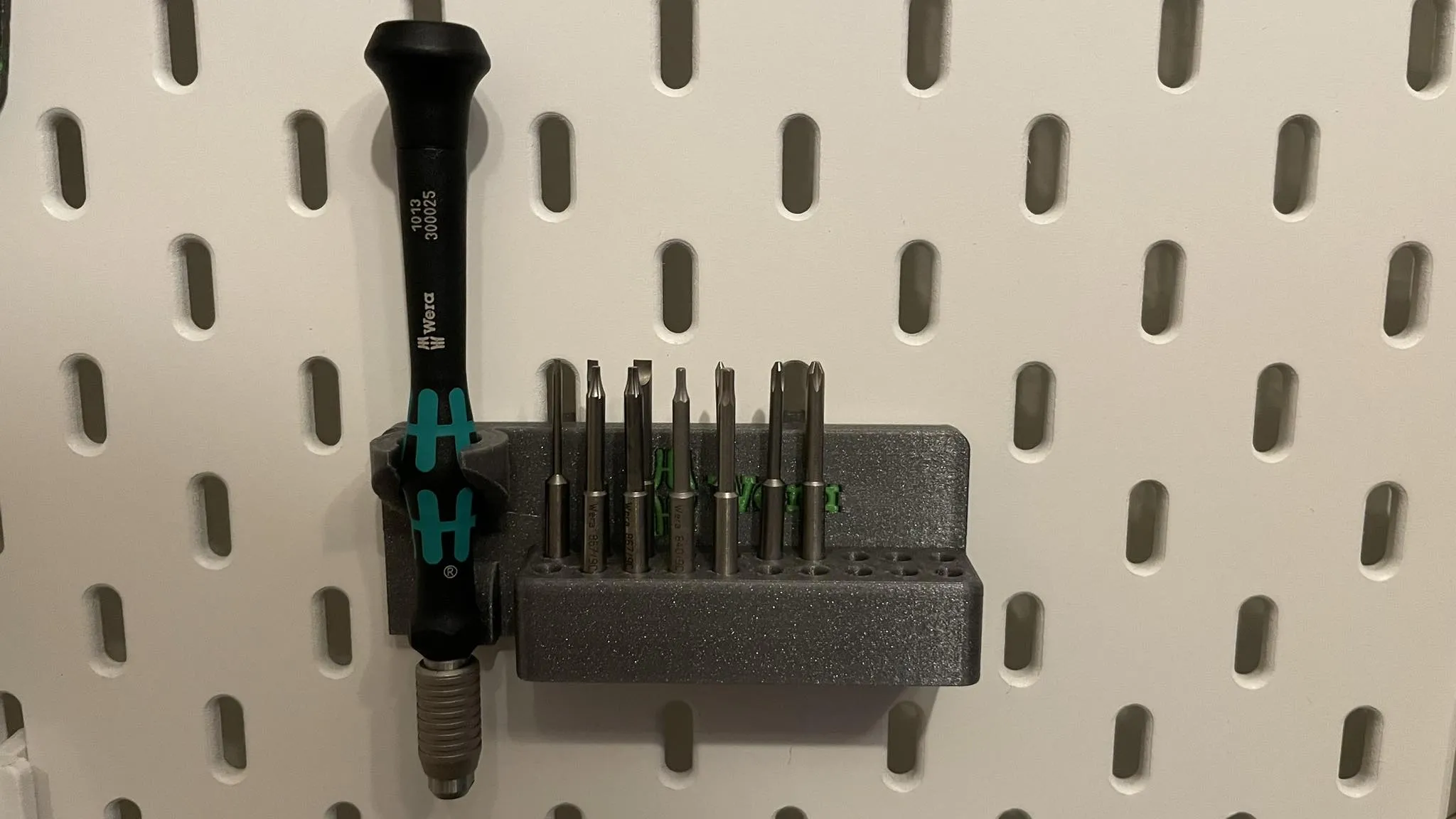 Giá đỡ tua vít Wera Kompakt Micro cho Ikea Skadis