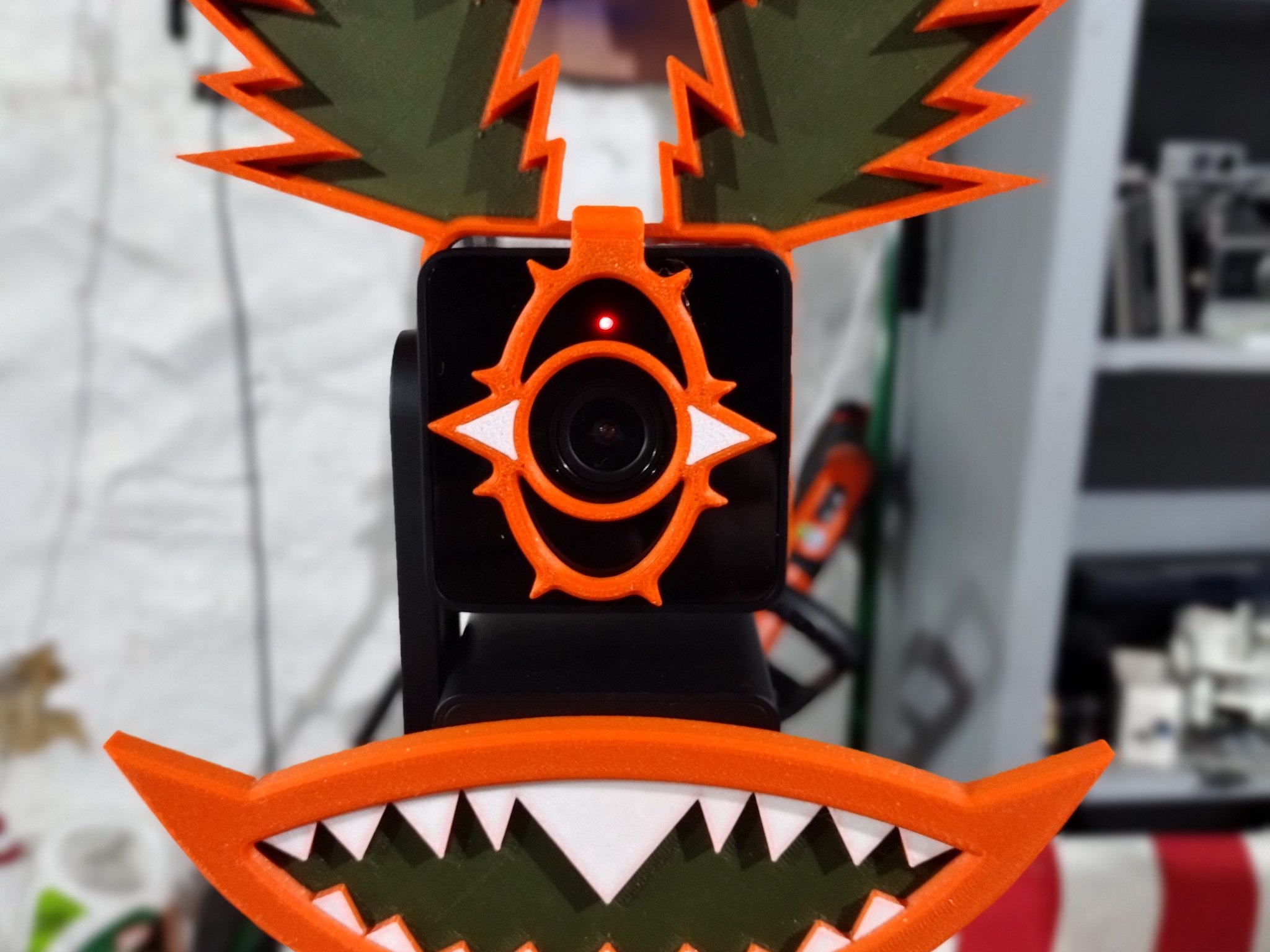 Trang phục quái vật cho camera Wyze Cam Pan v3 Halloween