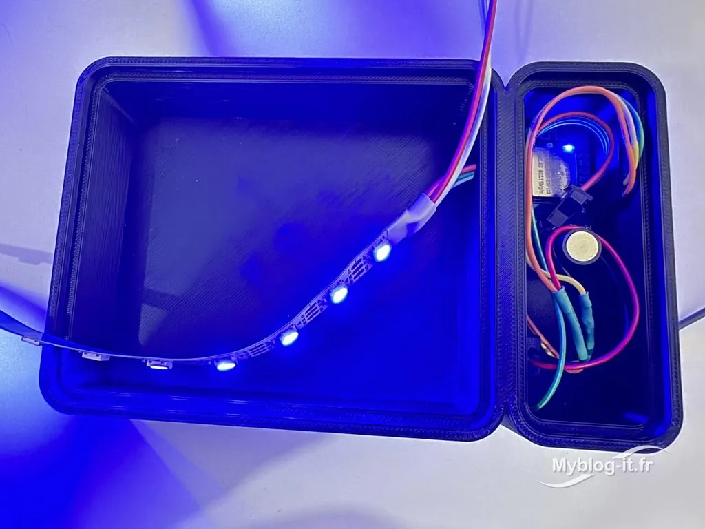 Đèn LED kết nối qua ESP8266 với dải LED