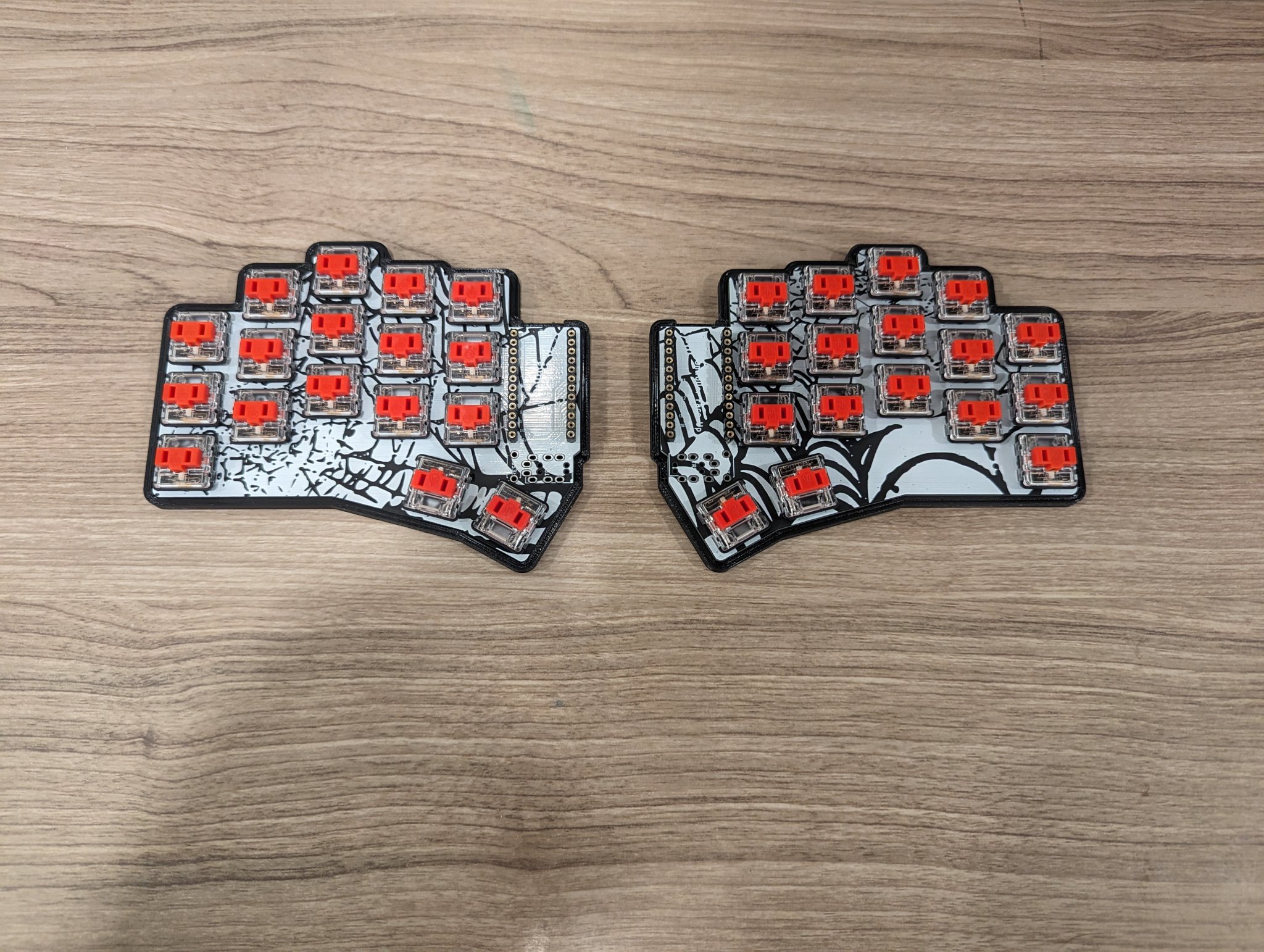 Vỏ bảo vệ PCB Tweaked Sweep Compact do benvallack thiết kế