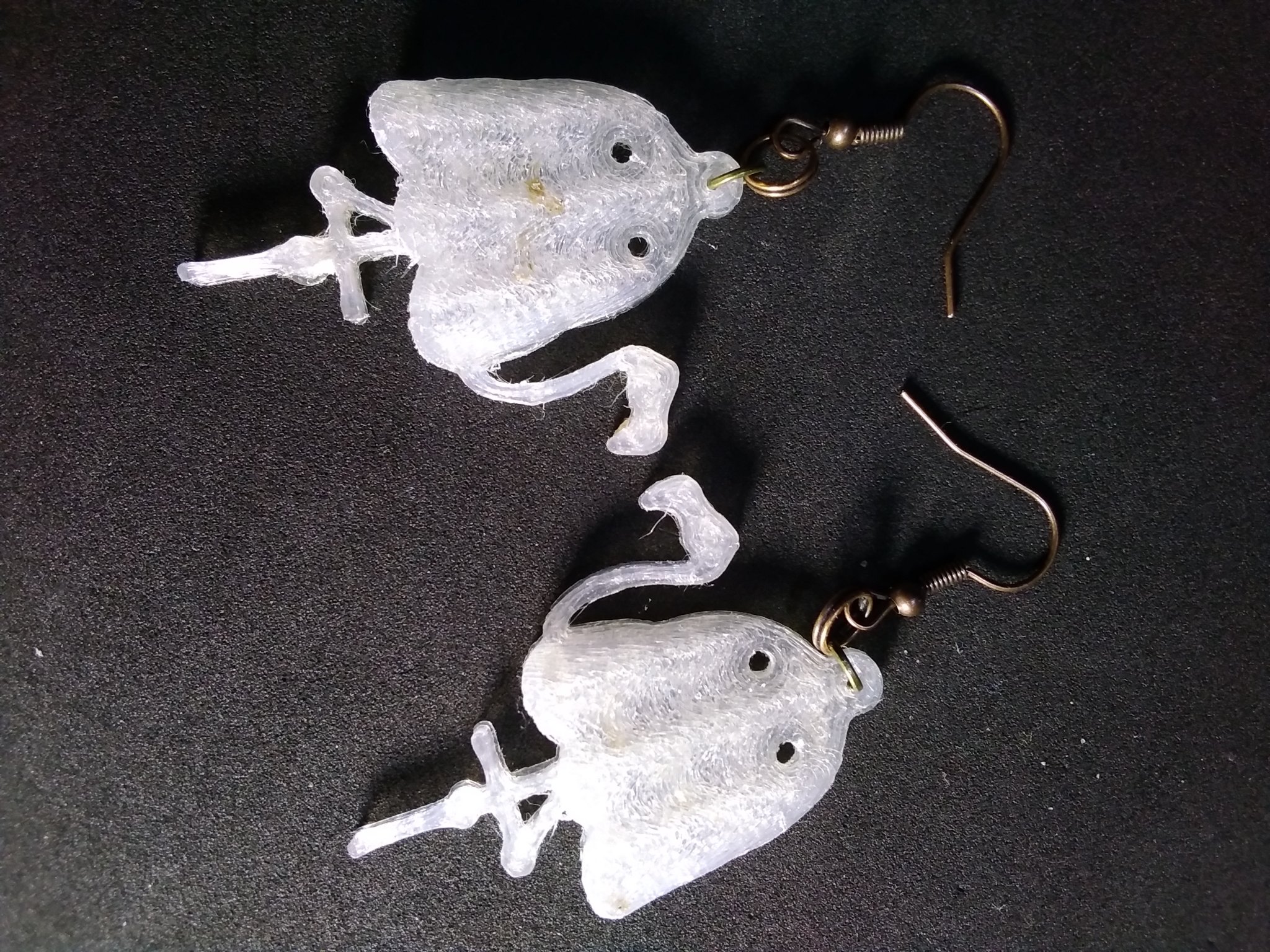 Bông tai ma quái hình hồng hạc cho Halloween