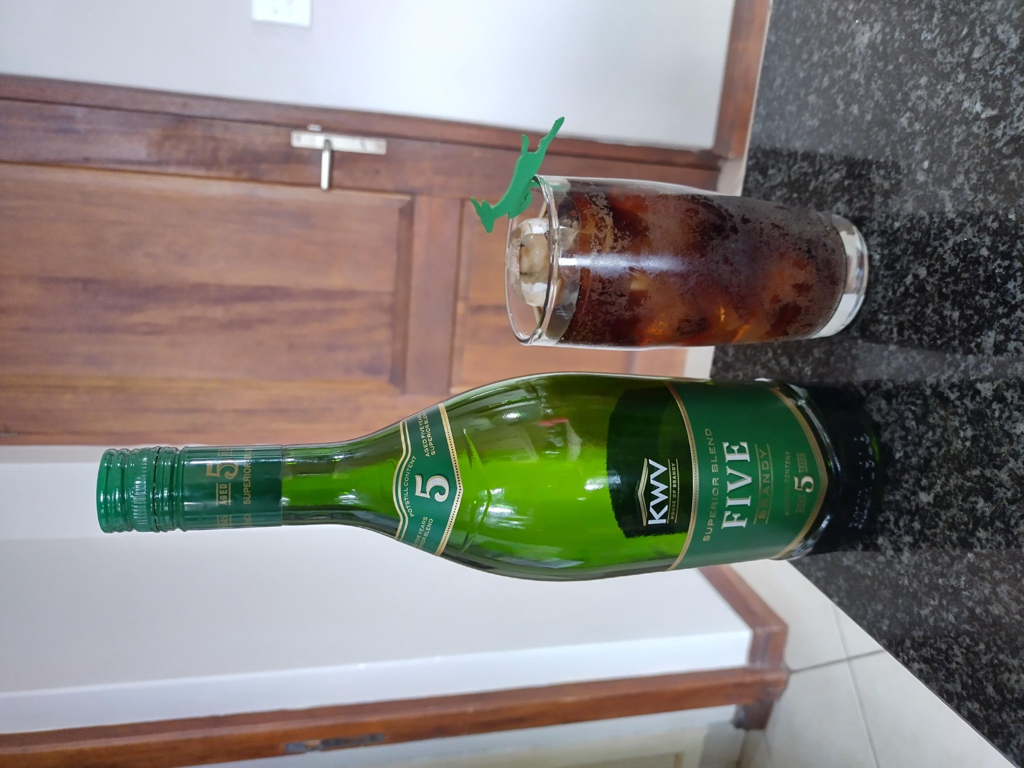 Gậy khuấy rượu brandy hình linh dương Springbok