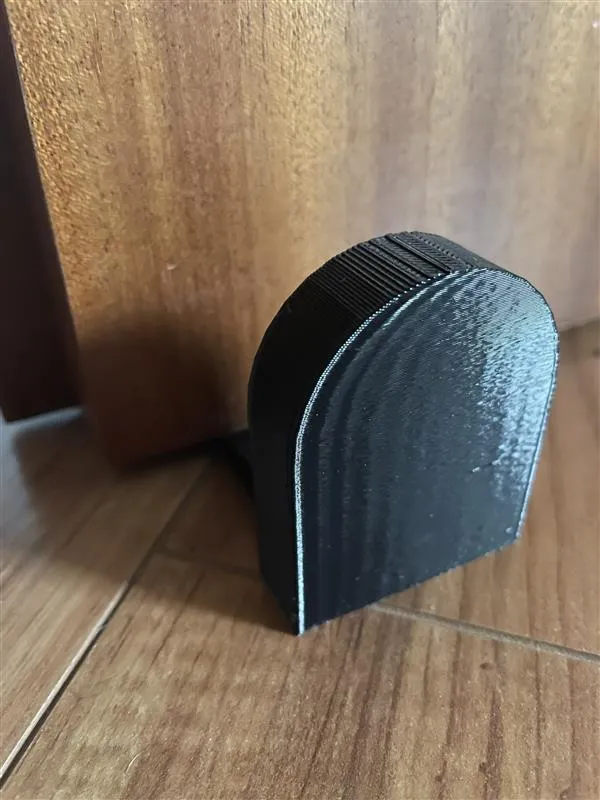 Giá đỡ cửa cho chuột và nơi ở của nó