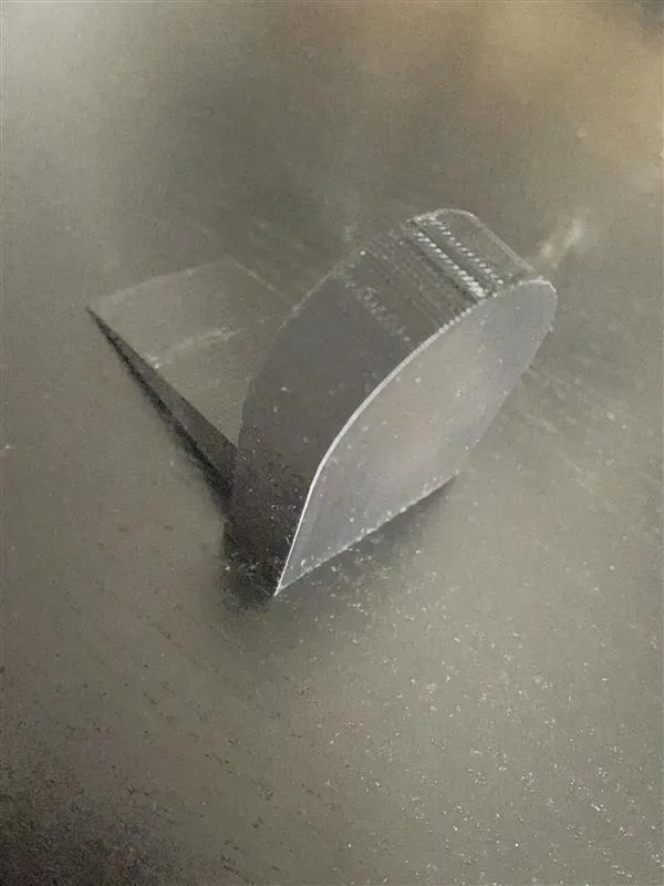 Giá đỡ cửa cho chuột và nơi ở của nó