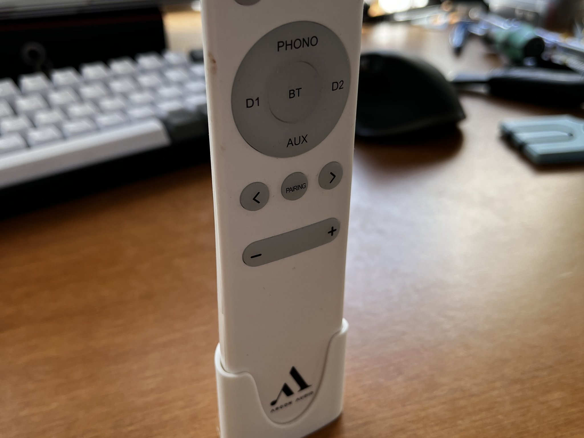 Giá đỡ điều khiển từ xa cho loa Argon Audio