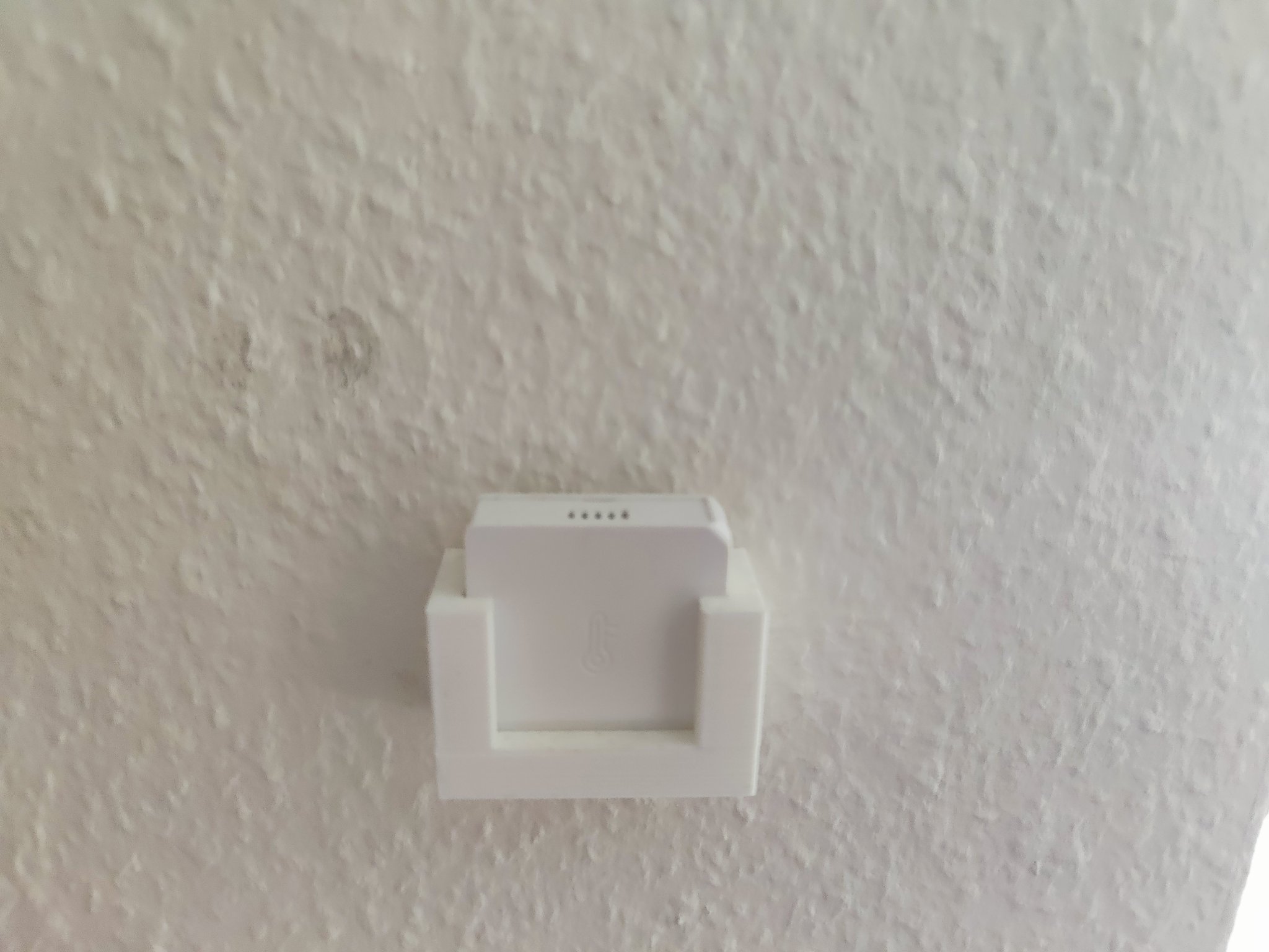 Giá đỡ tường cho cảm biến nhiệt độ/độ ẩm SONOFF SNZB-02 ...