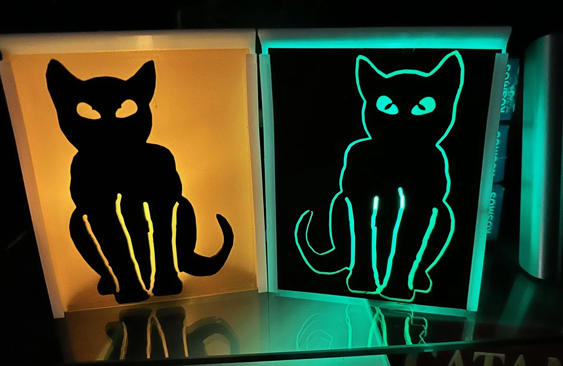 Trang trí Halloween với nến tea light và hình ảnh ma quái