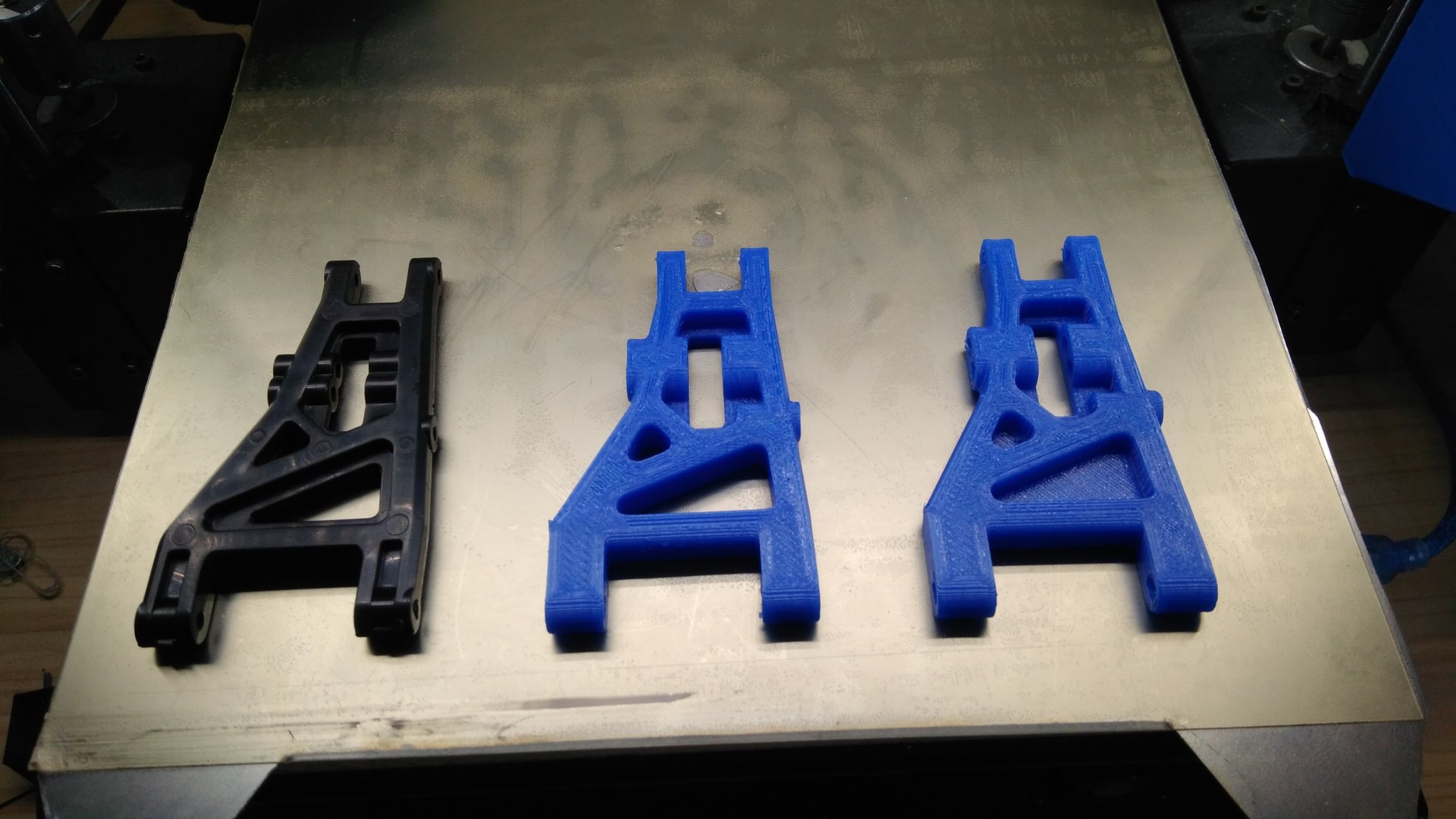 **Càng dưới trước cho khung xe Tamiya DT-02/DT-03/DT-04**