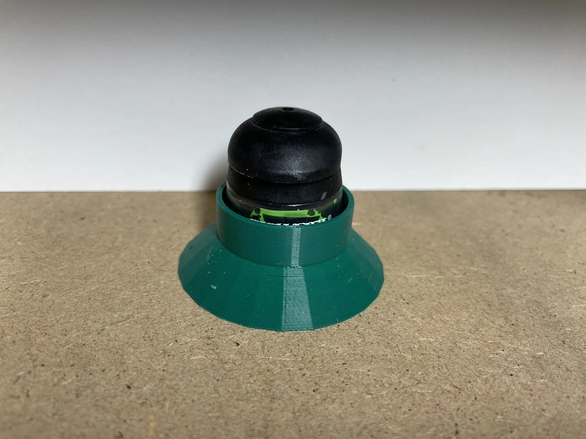 Giá đỡ lọ sơn Citadel đơn giản cho nghệ nhân