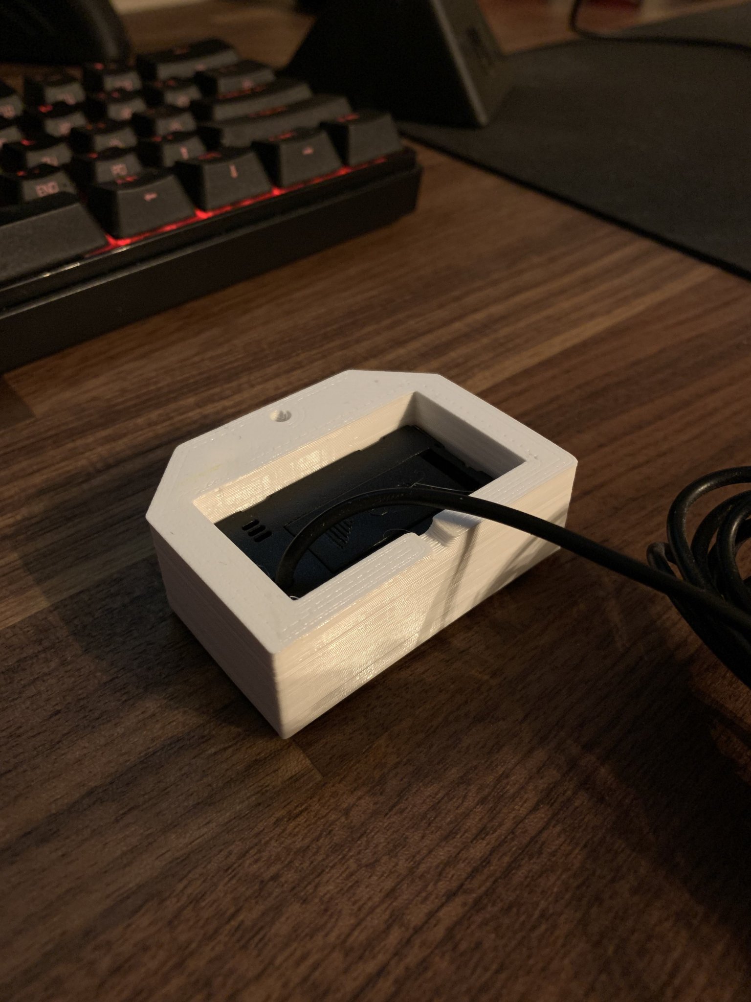 Giá đỡ tường cho nhiệt kế và độ ẩm mini LCD