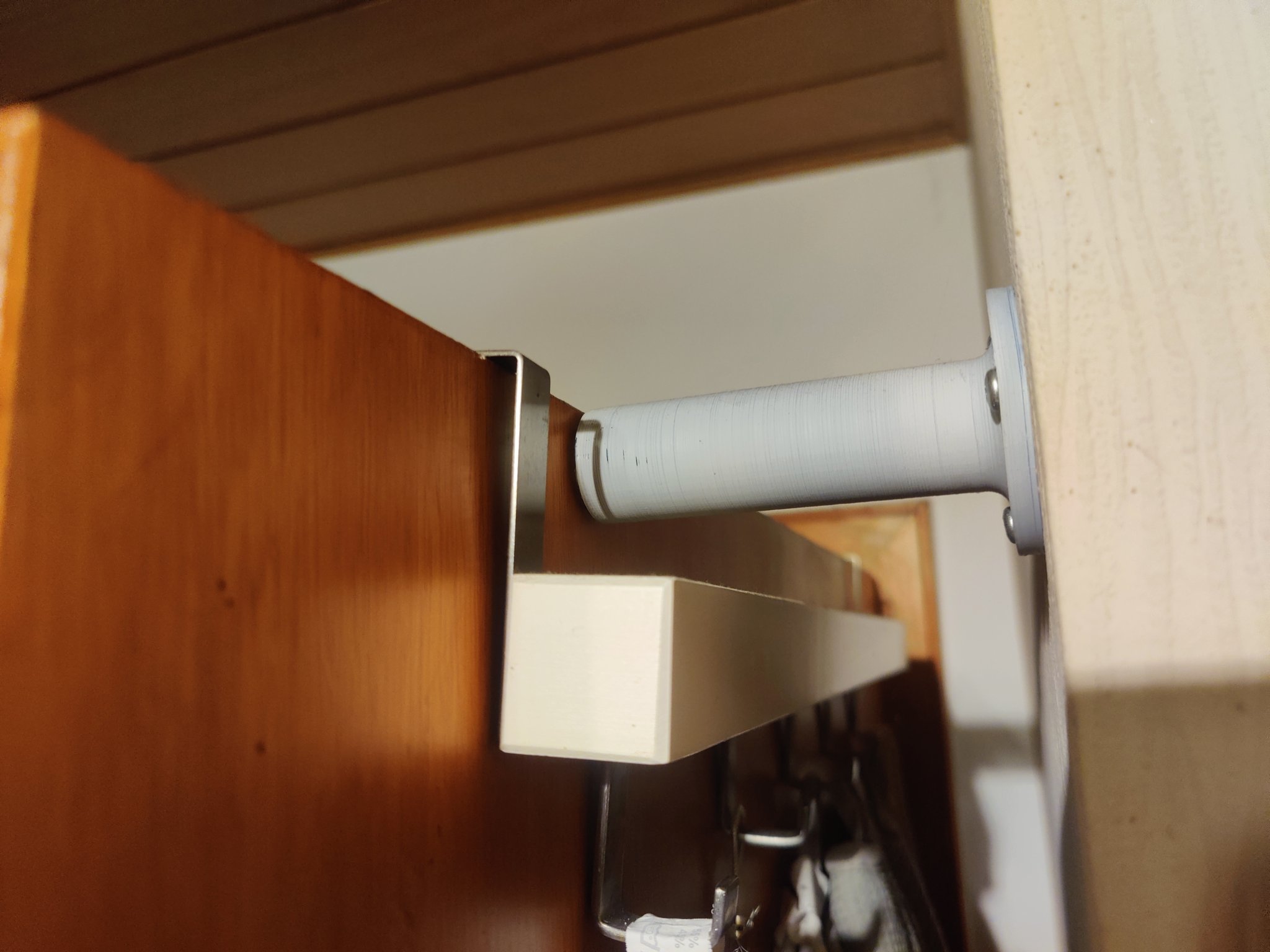 Cái chặn cửa với giá đỡ từ tính #2