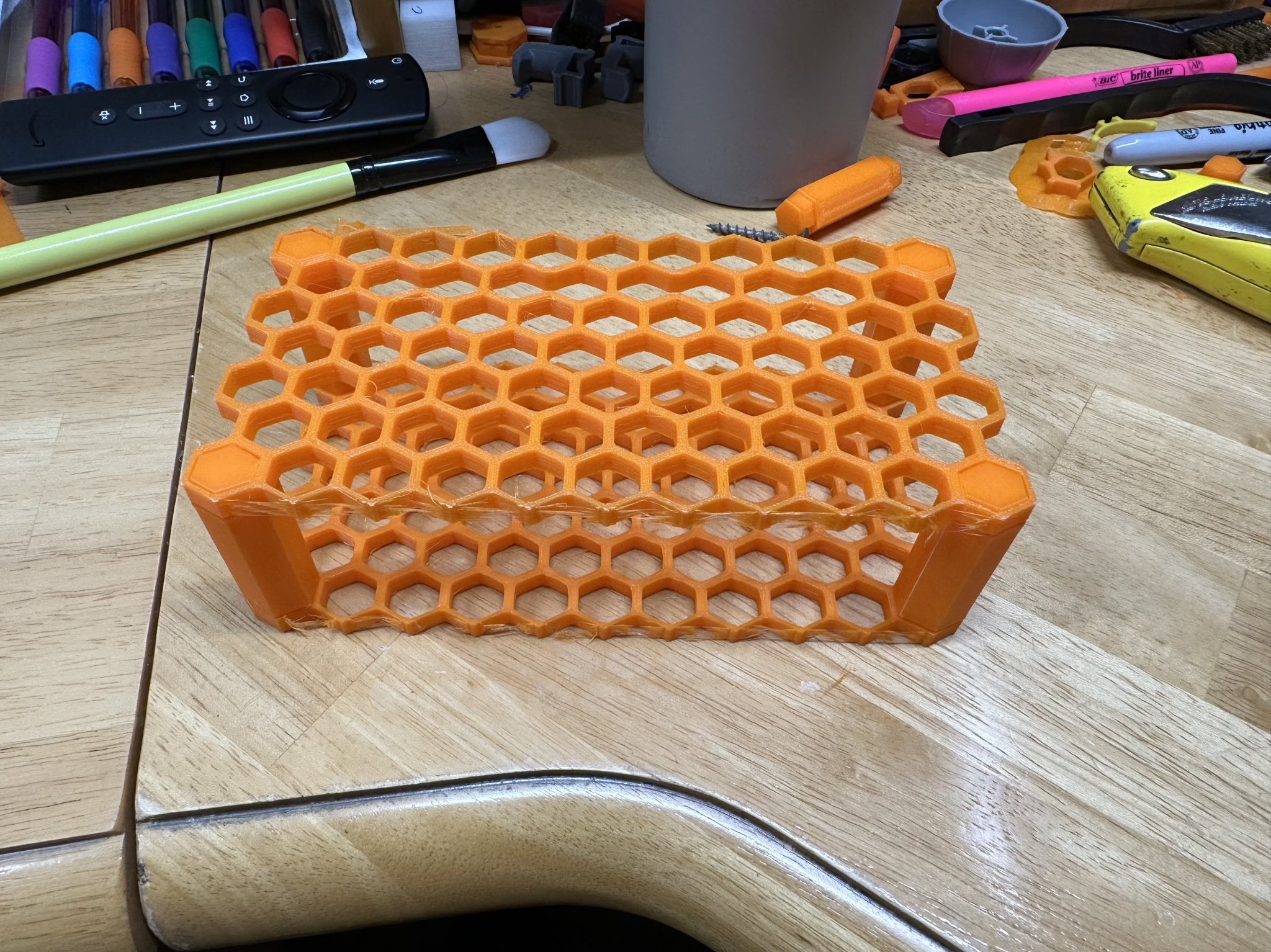 Giá đỡ cọ vẽ hình tổ ong cho nghệ sĩ