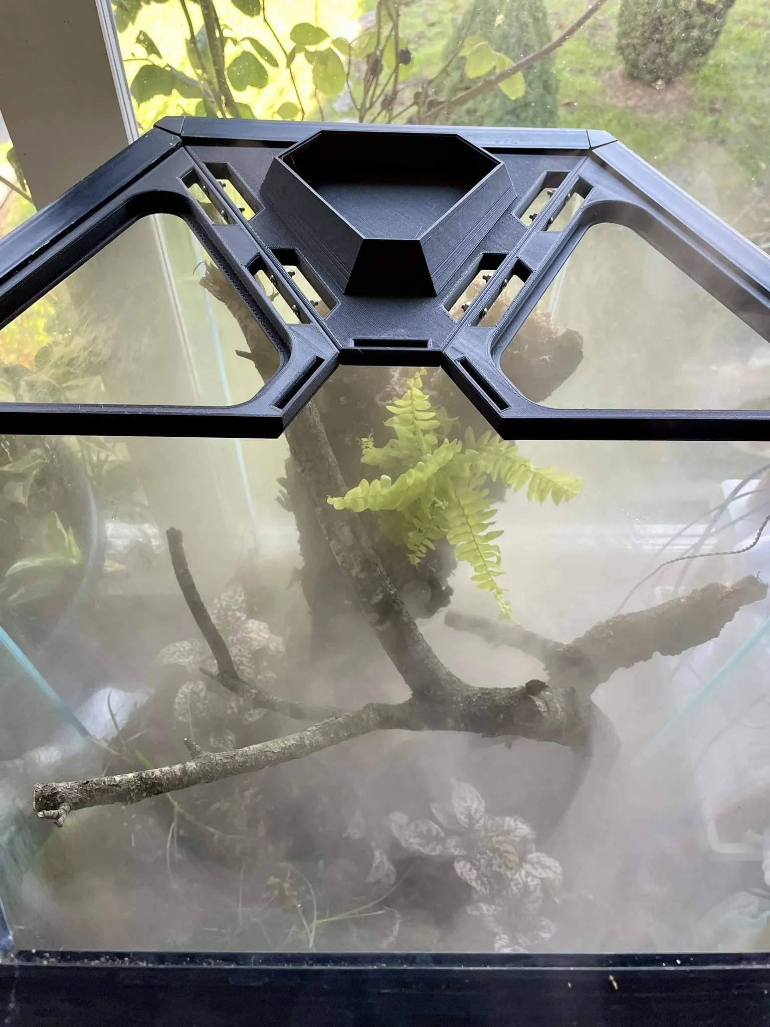 Nắp trên hình lục giác cho bể cá 40 GAL