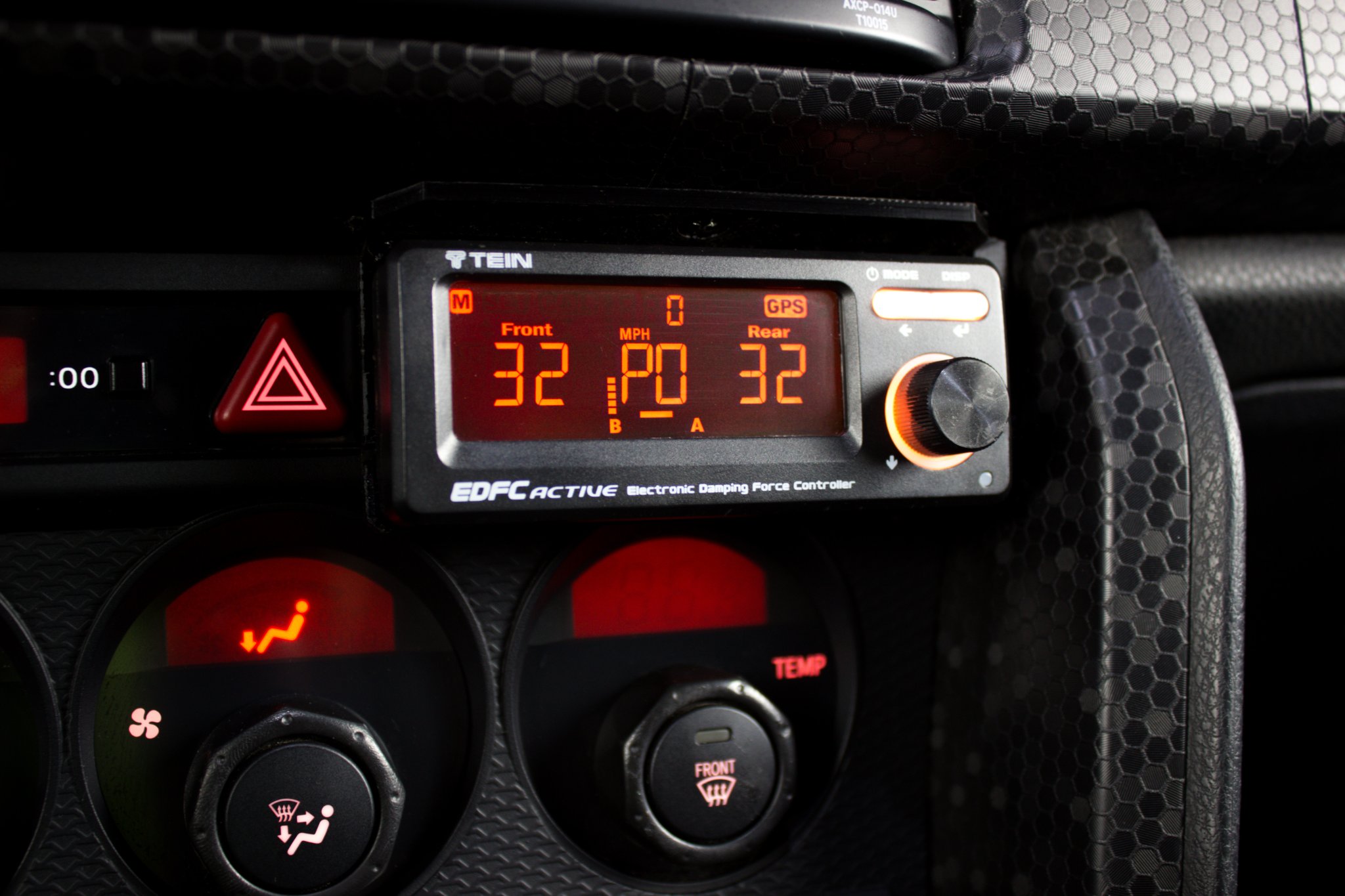 Giá đỡ điều khiển EDFC Tein cho FRS GT86 BRZ