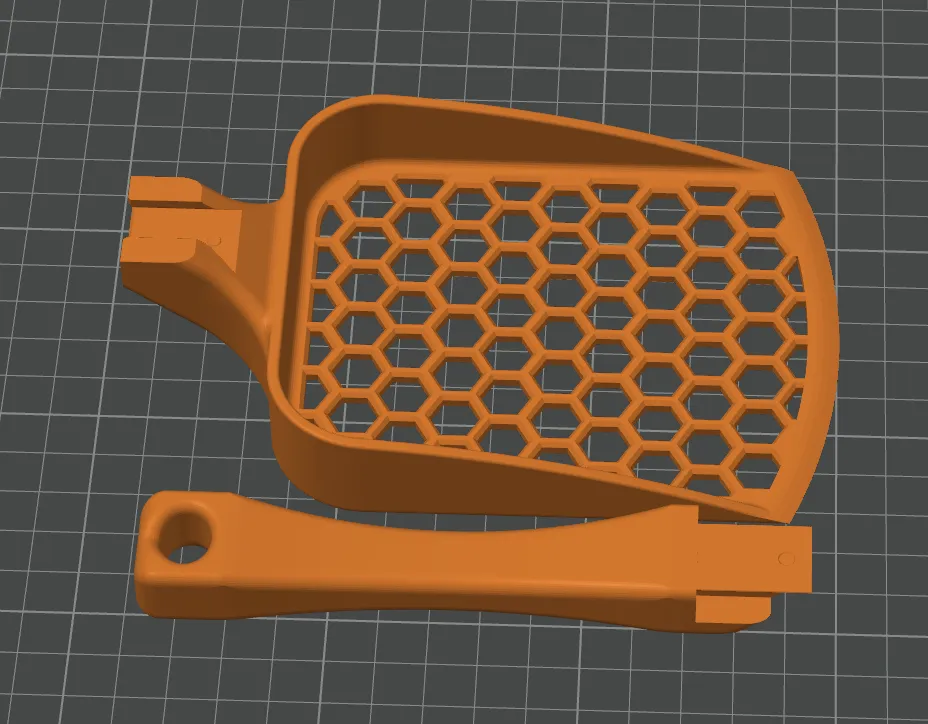 Xẻng xúc cát cho mèo với tay cầm chắc chắn