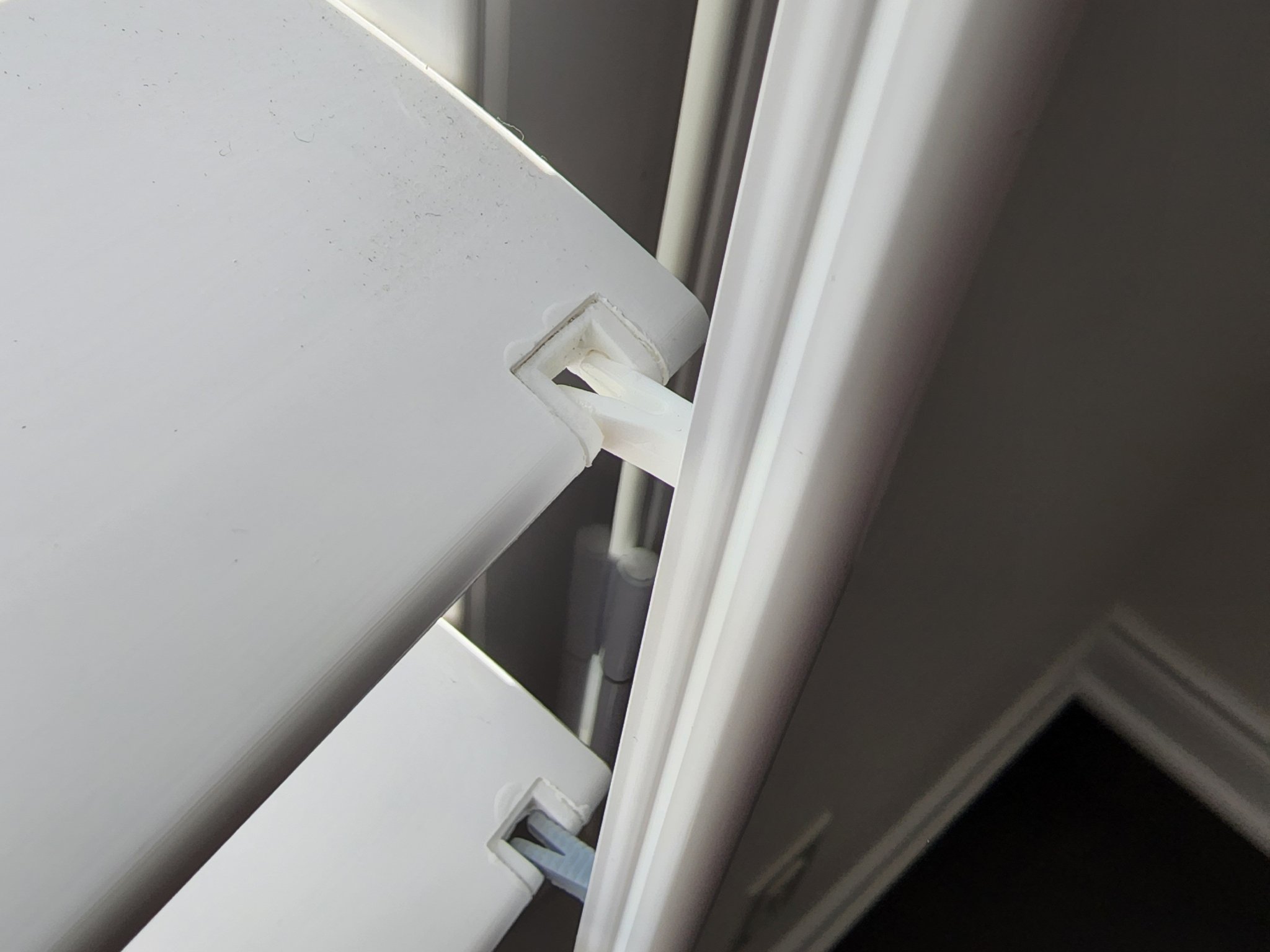 Thay thế clip hướng dẫn cho rèm nhựa (California blinds)