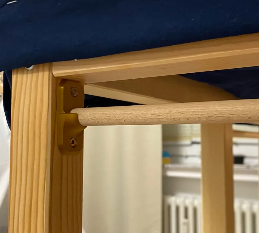 Giá đỡ rèm IKEA Kura cho giường trẻ em