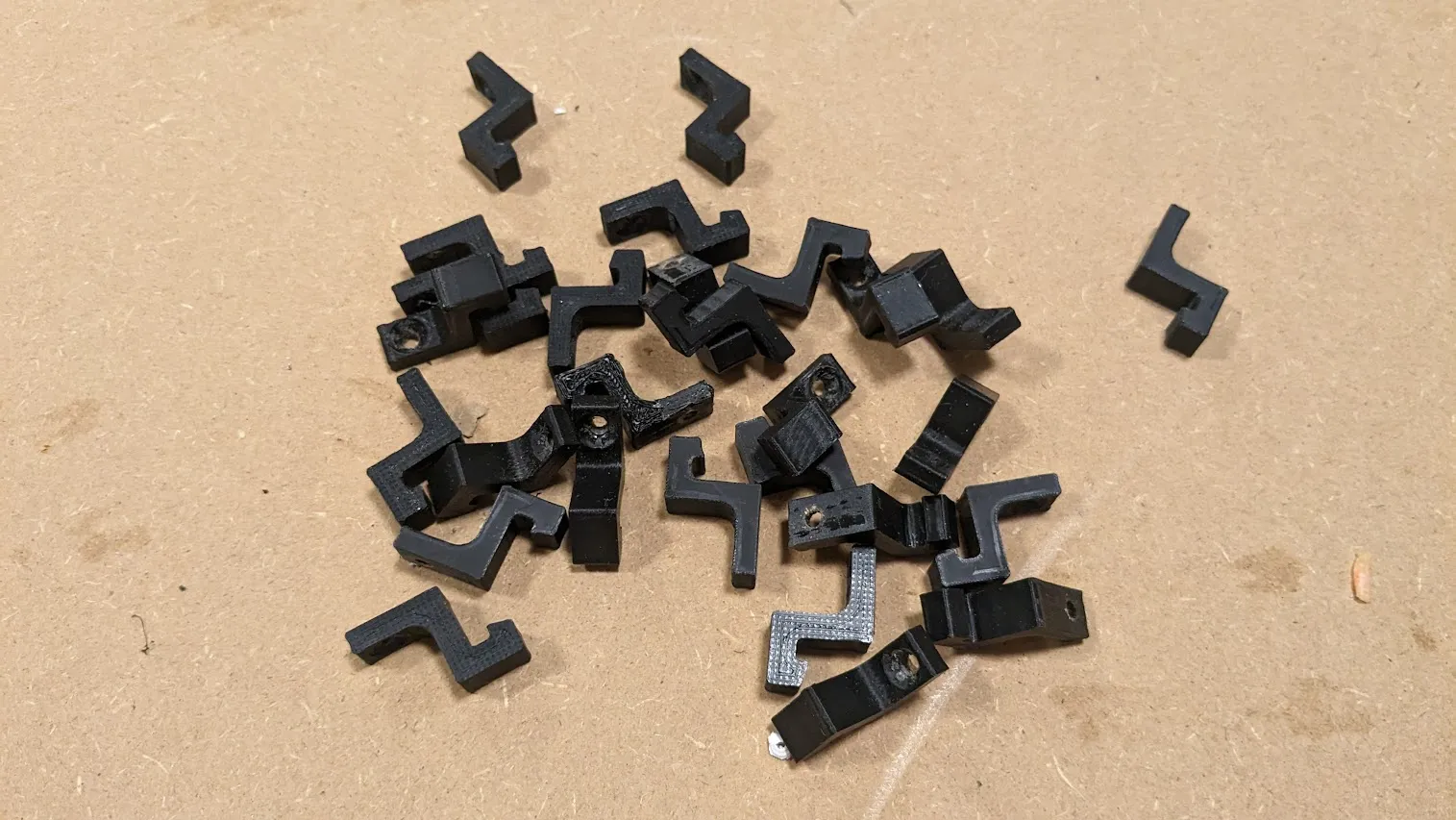 Giá đỡ lắp bảng cho profile nhôm 40x40 Nut8