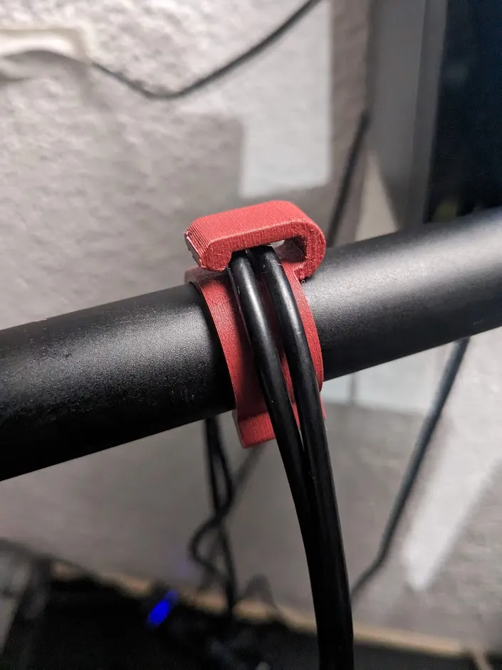 Kẹp dây cáp cho chân máy ảnh NEEWER