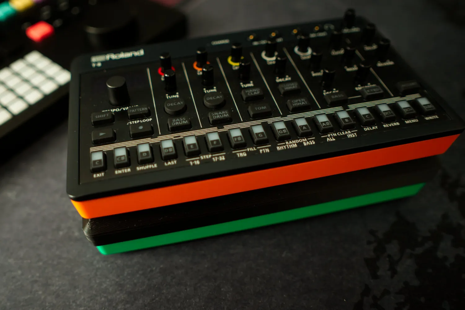 Nắp bảo vệ chống bụi xếp chồng cho Roland Aira Compact