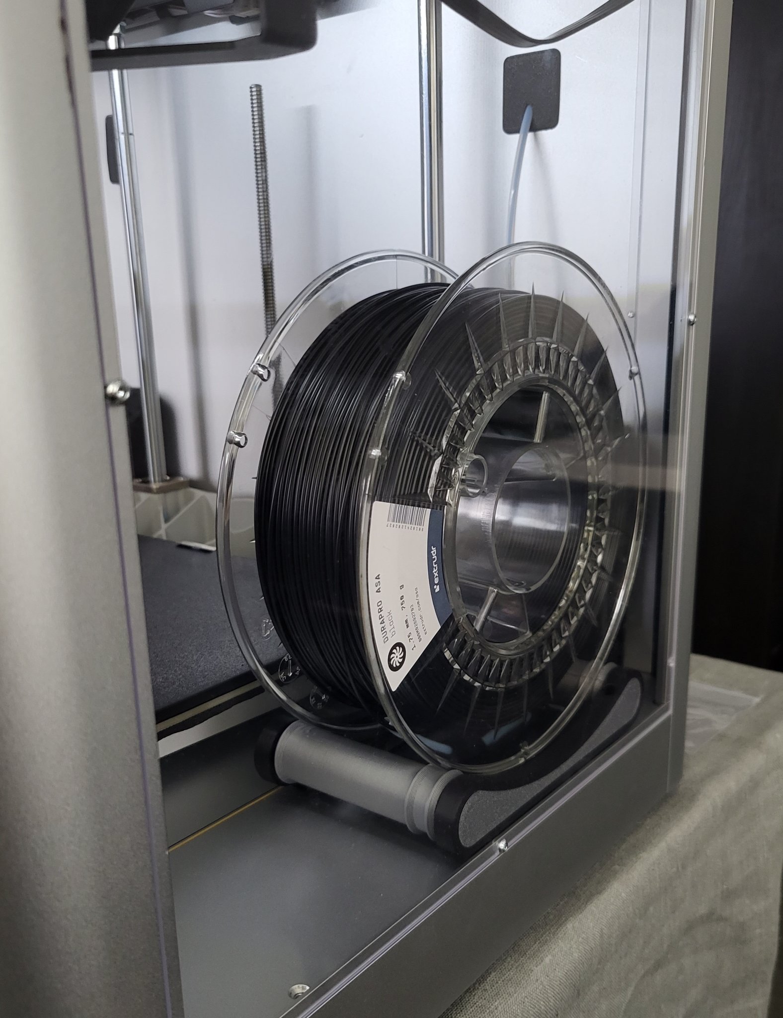 Giá đỡ cuộn filament bên trong cho máy in Snapmaker J1