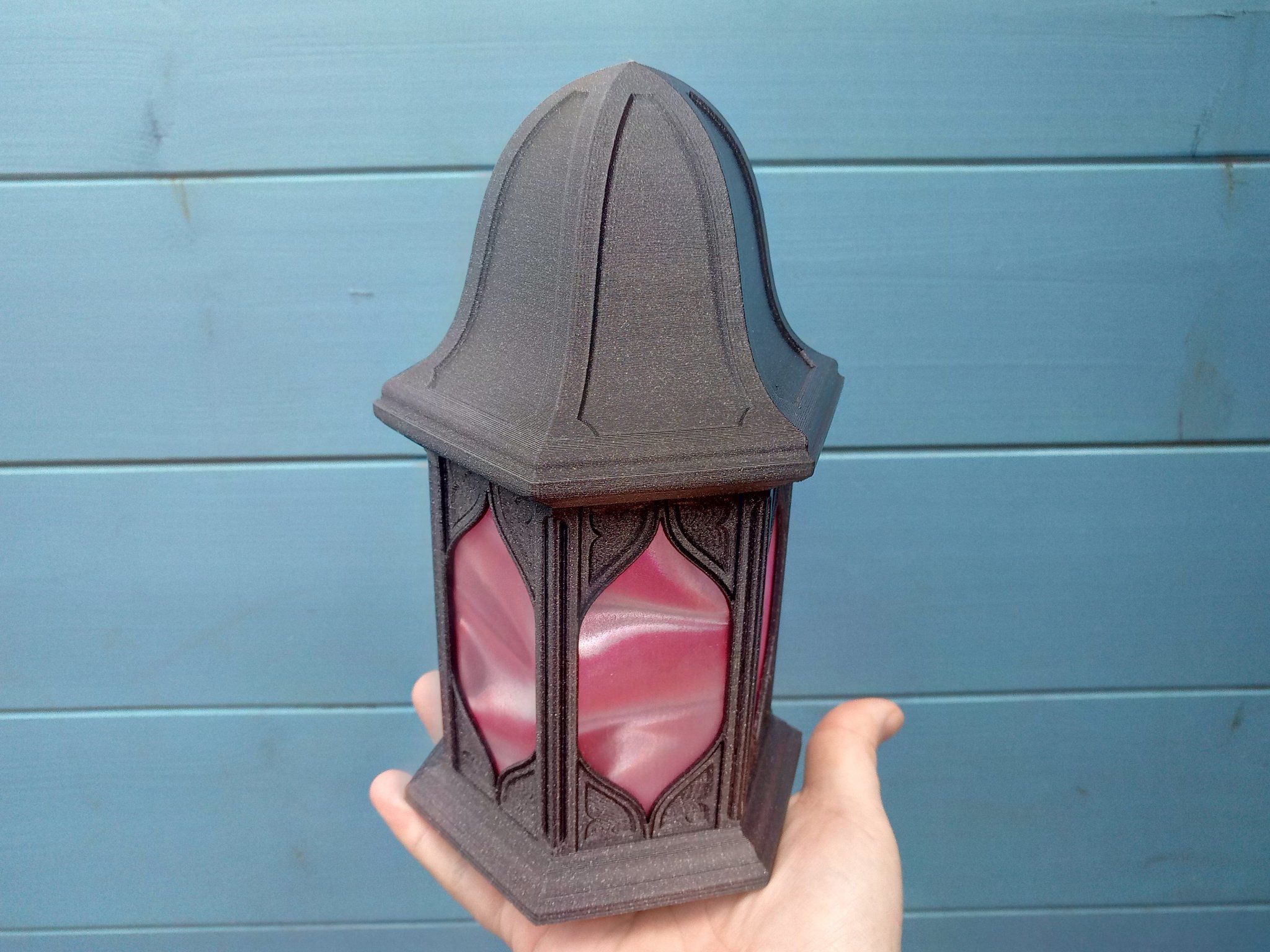 Đèn lồng Gothic trang trí Halloween bằng giấy