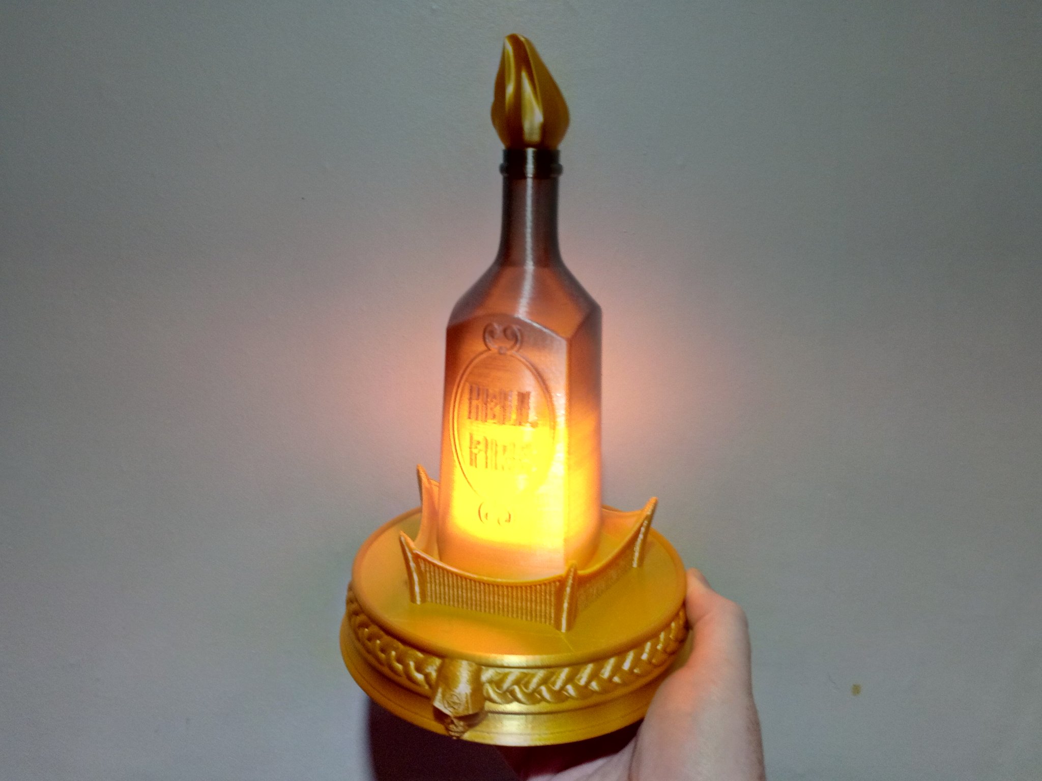 Chai Lửa Địa Ngục với Đế Trang Trí Halloween