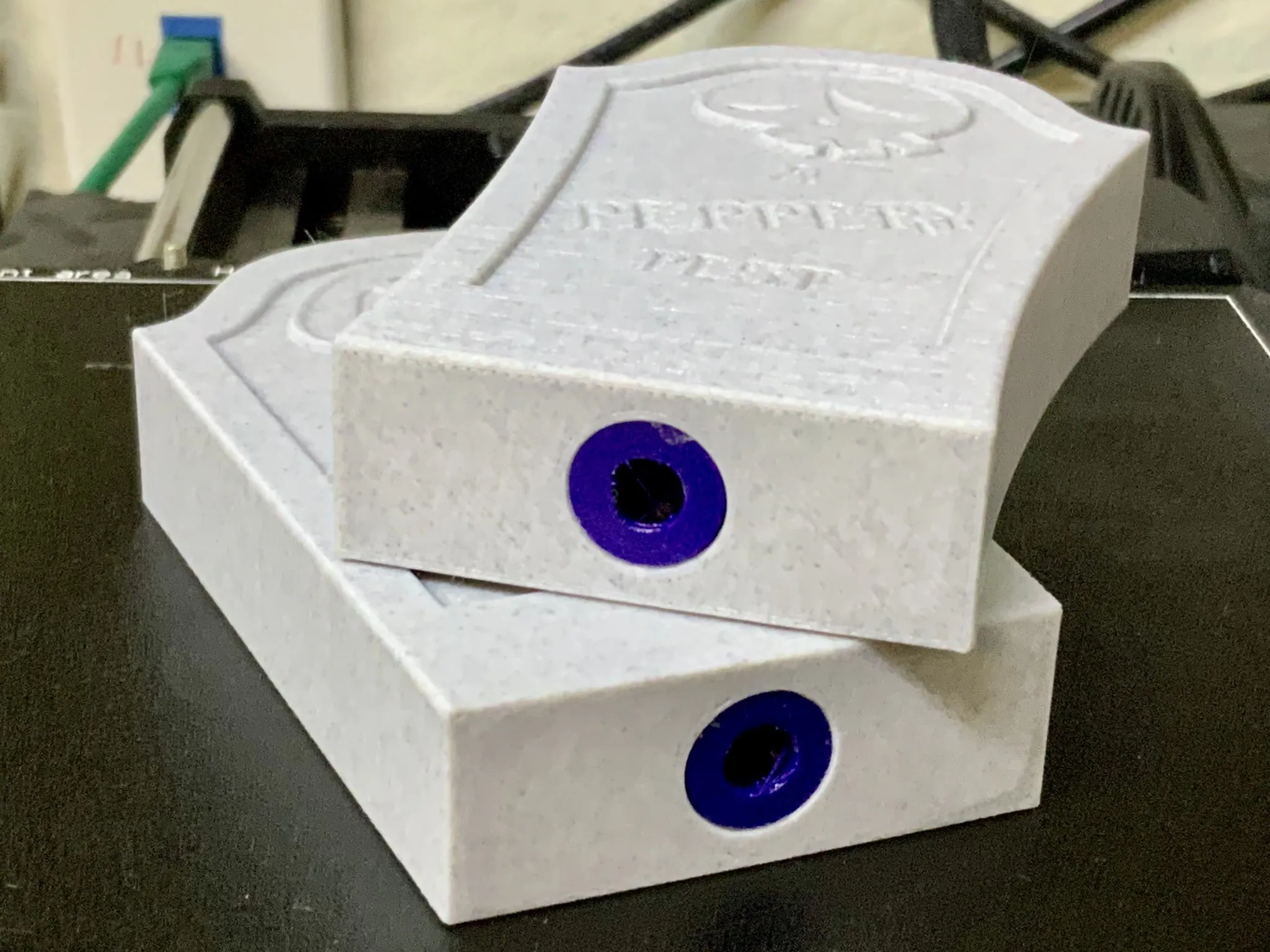 Đồ trang trí muối và tiêu Halloween vui nhộn