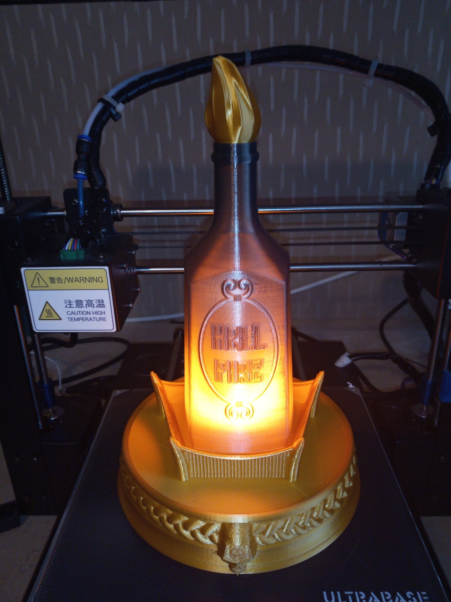 Chai Lửa Địa Ngục với Đế Trang Trí Halloween