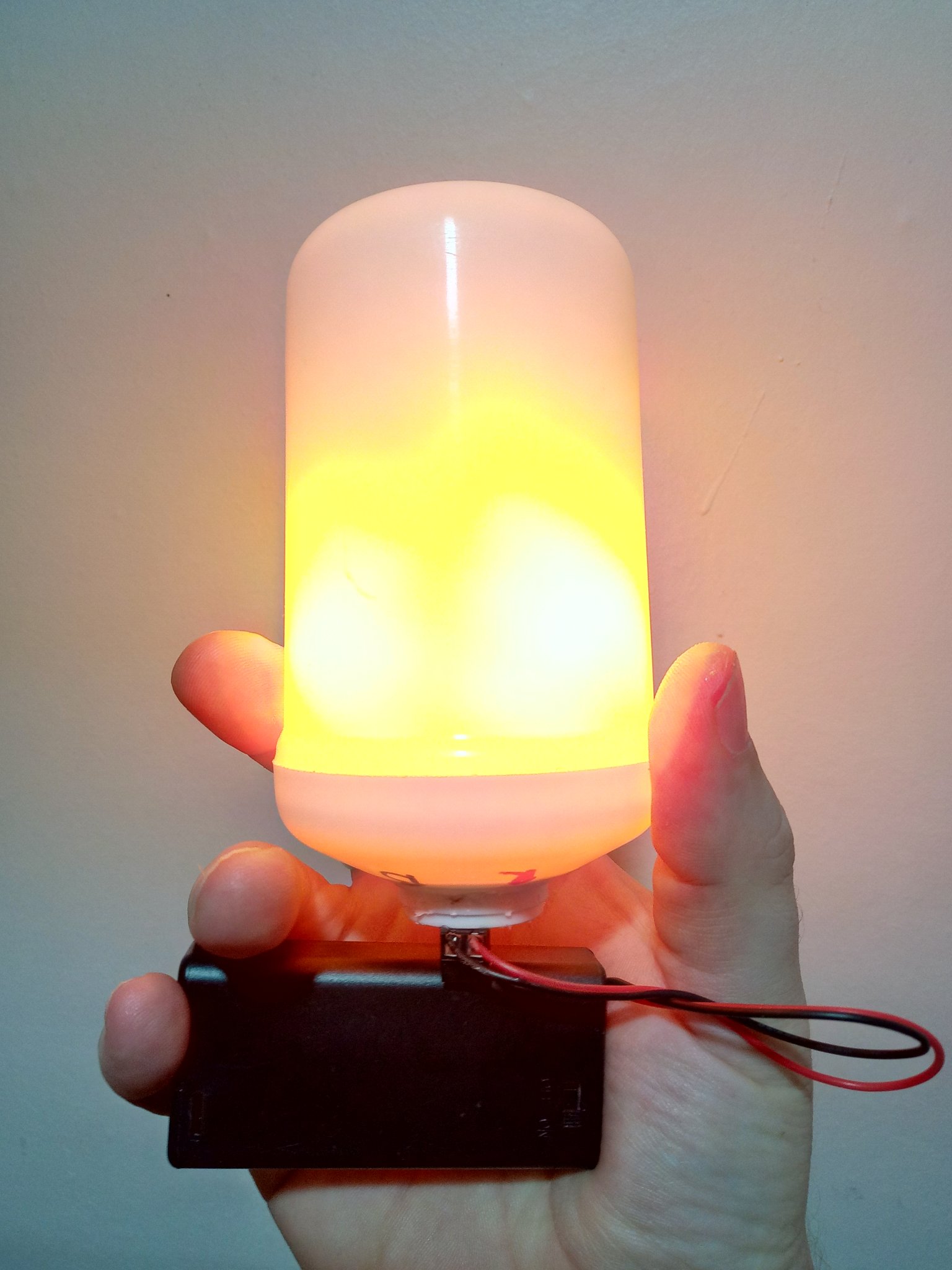 Chai Lửa Địa Ngục với Đế Trang Trí Halloween