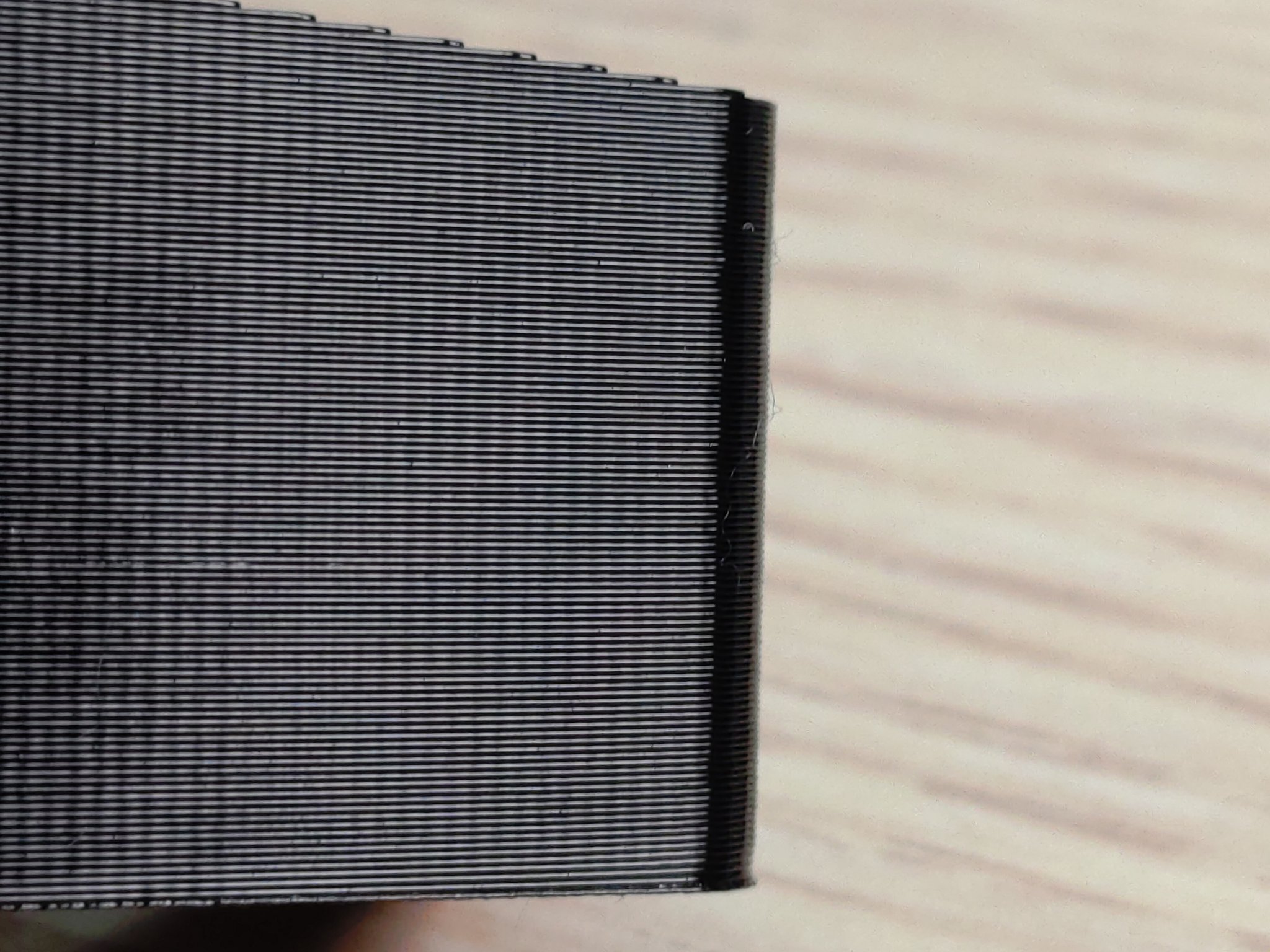 Giá đỡ MSI GS75 cho hiệu suất làm mát tốt hơn và bàn phím ngh...