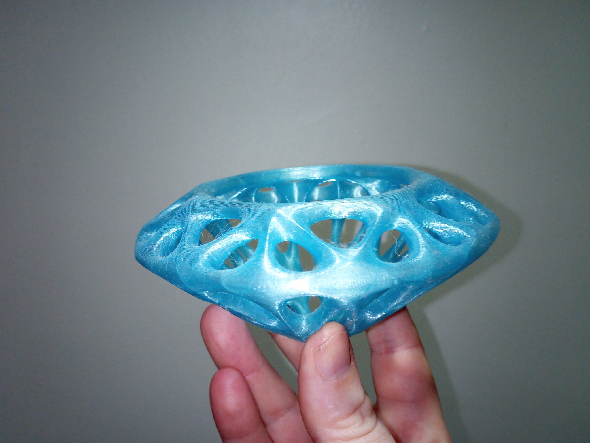 Bát kim cương trang trí độc đáo cho không gian sống