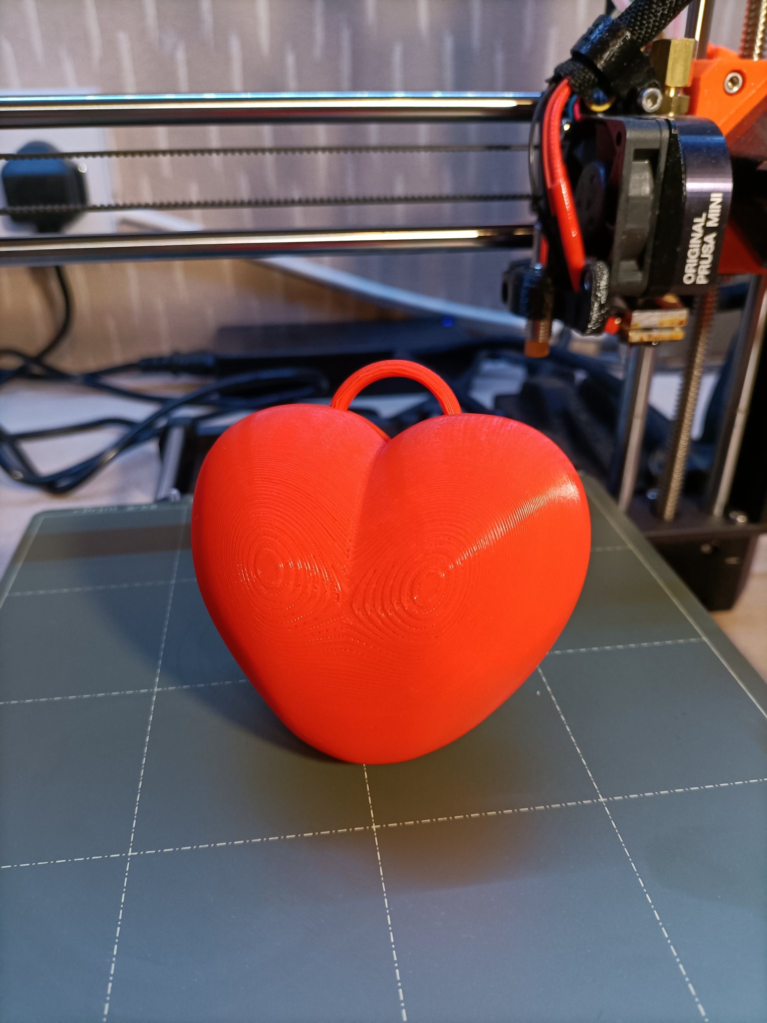 Hộp trái tim kỷ niệm treo tường cho ngày Valentine