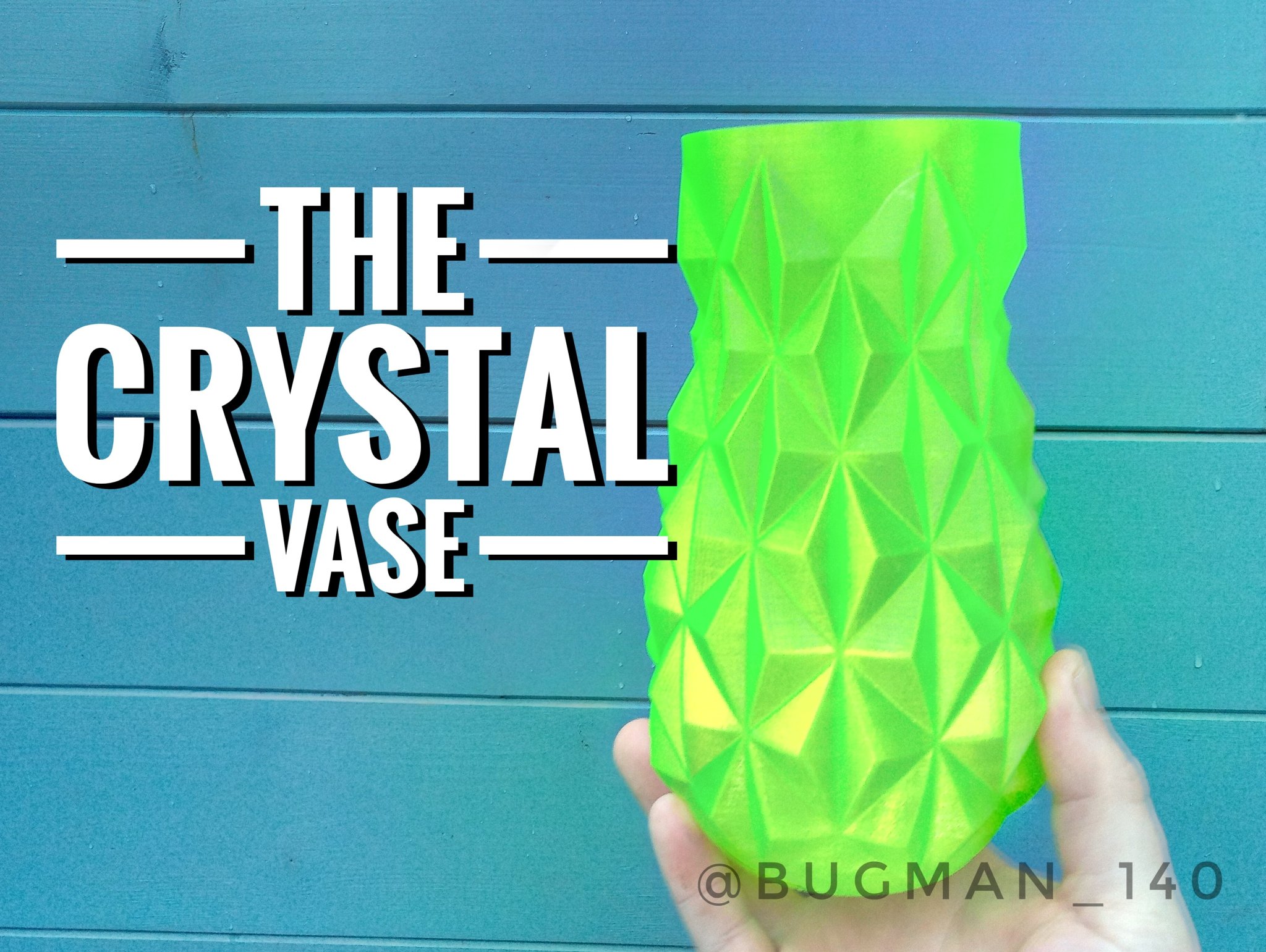 Bình hoa pha lê với thiết kế độc đáo và tinh tế