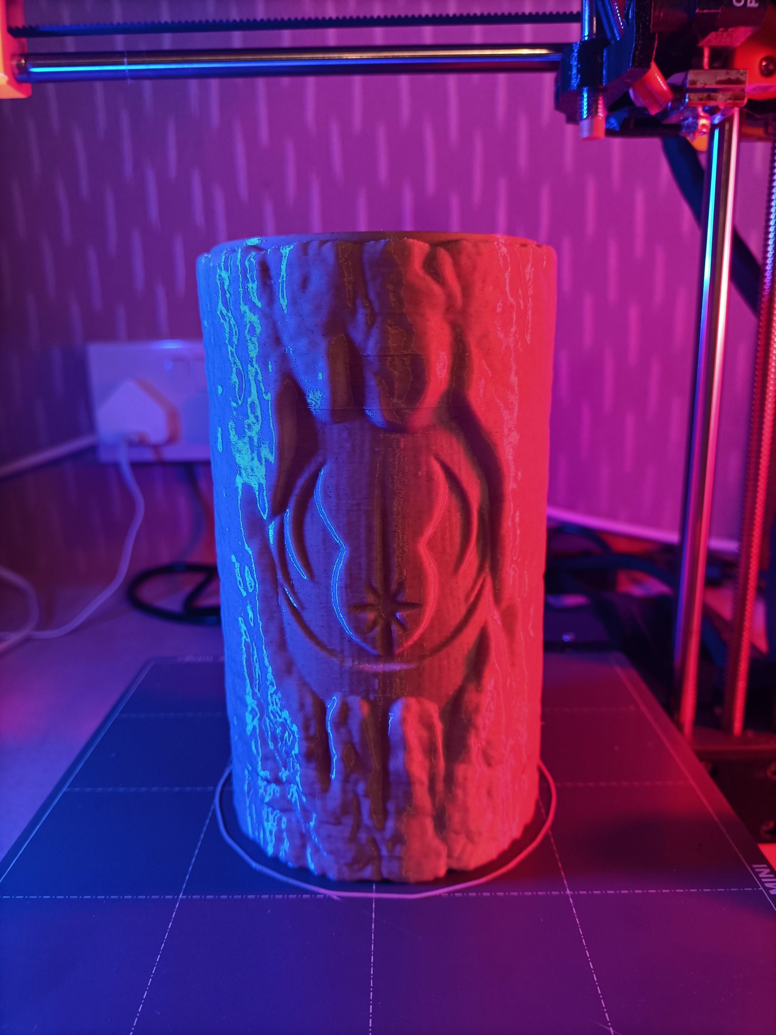 Cốc Cantina khắc họa cho mùa hè vui vẻ