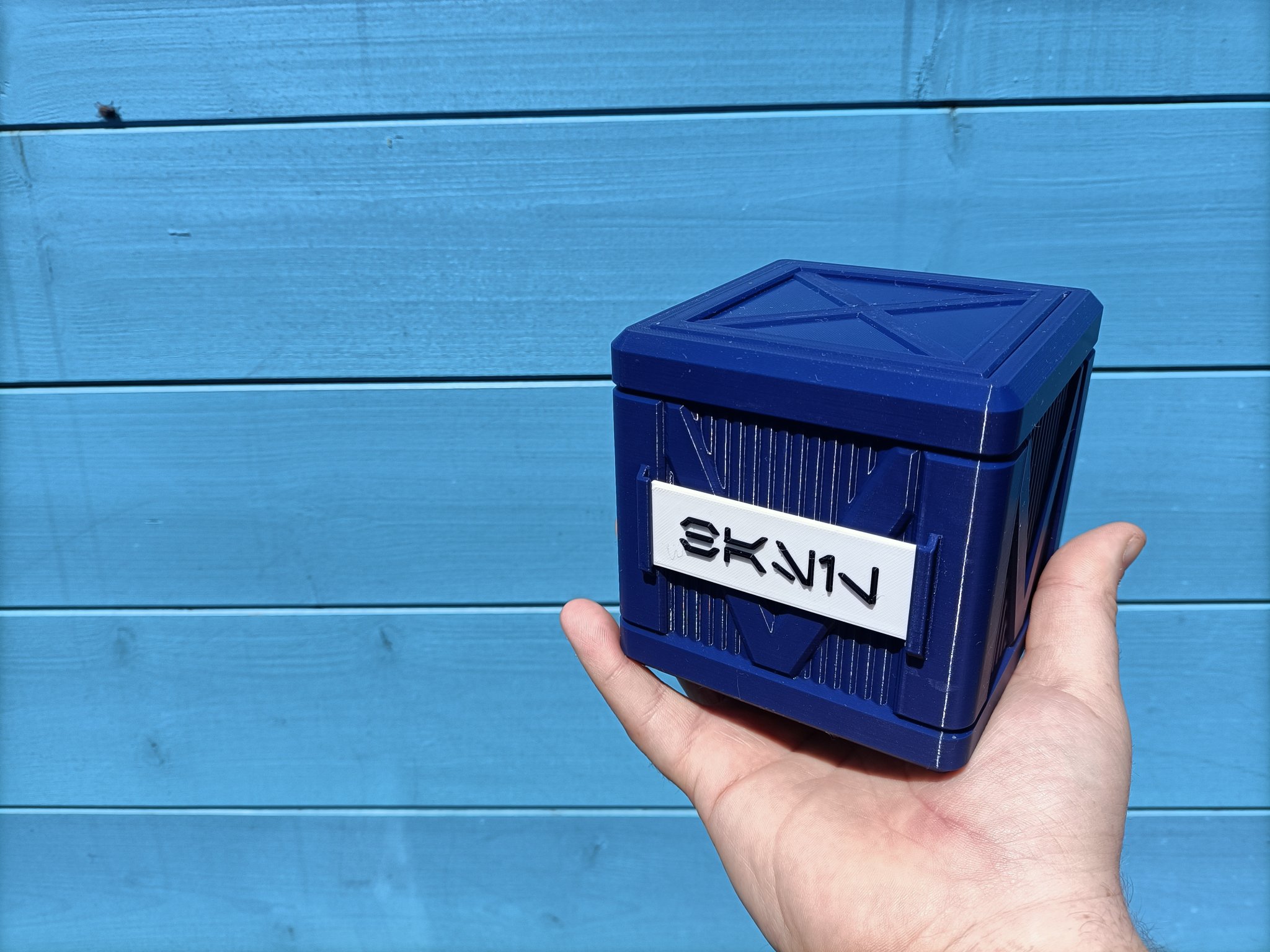 Hộp đựng hàng hóa vũ trụ cho cây trồng từ thiên hà