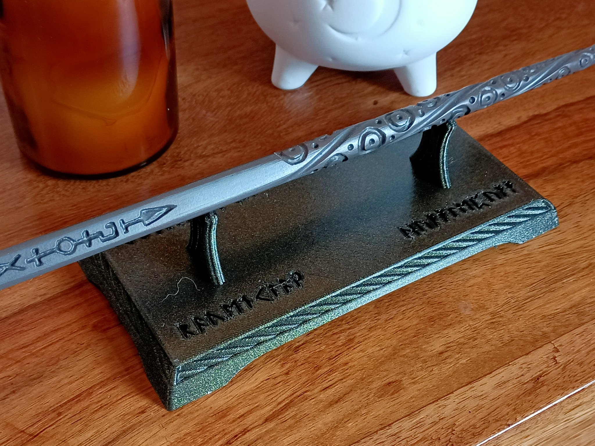 Giá đỡ đũa phép cho thế giới phù thủy