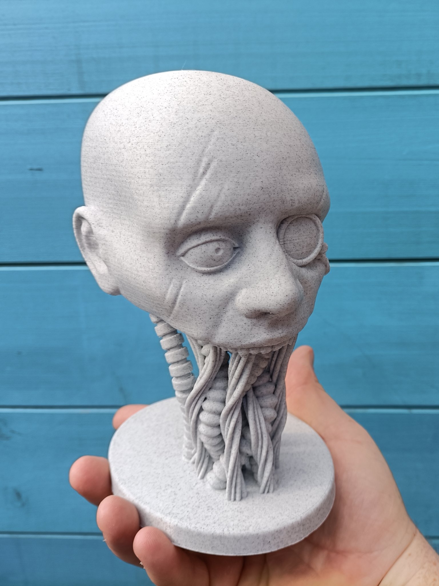 Mô hình nhân vật cyborg u ám "Wired" từ trí tưởng tượng