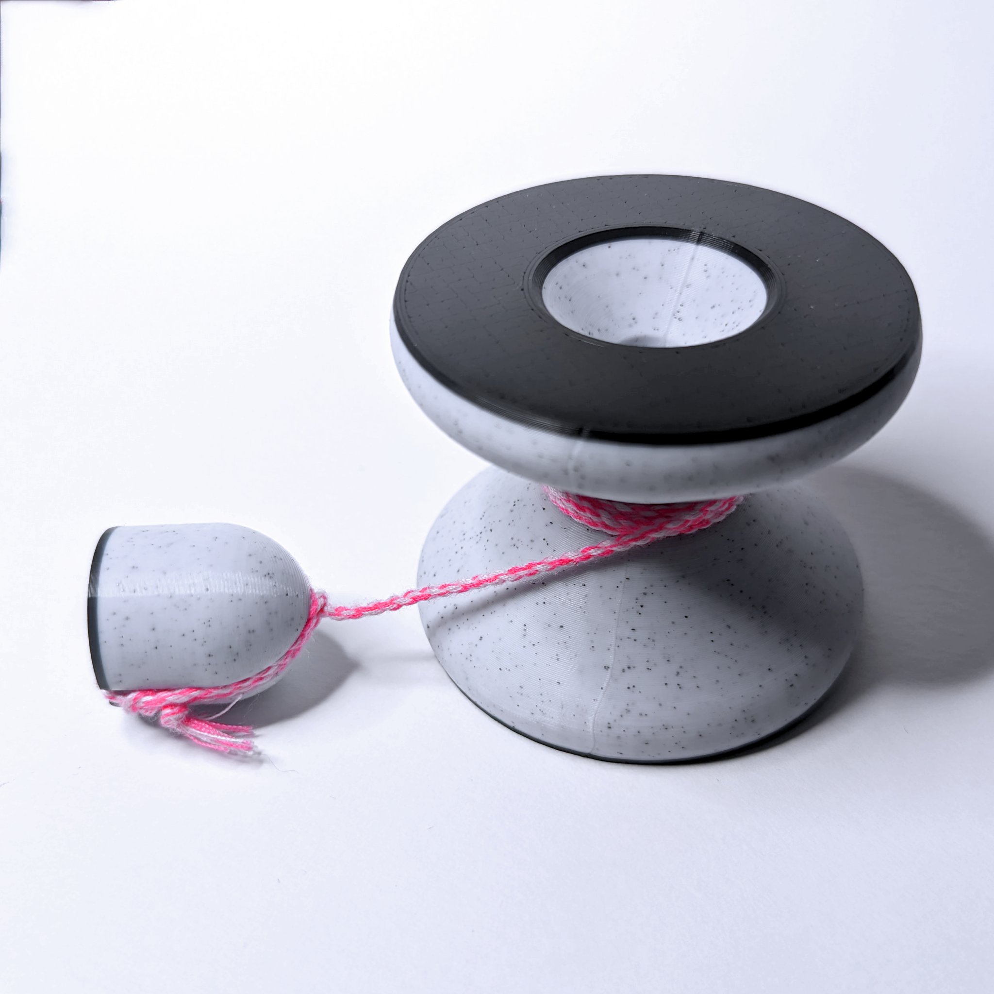 Yoyo không phản hồi thiết kế của Jeffery Pang