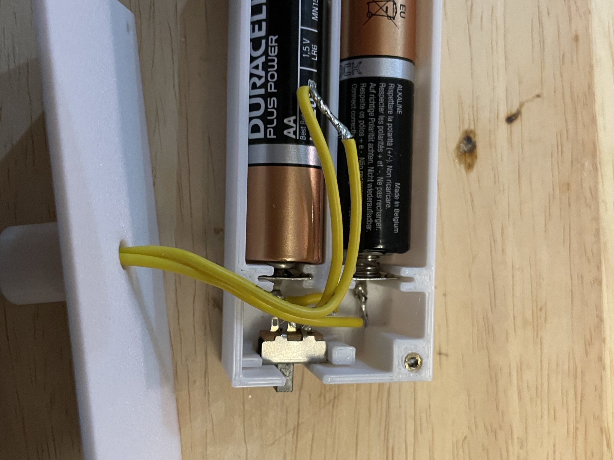 Đèn pha lê SIMS với hộp pin tùy chọn