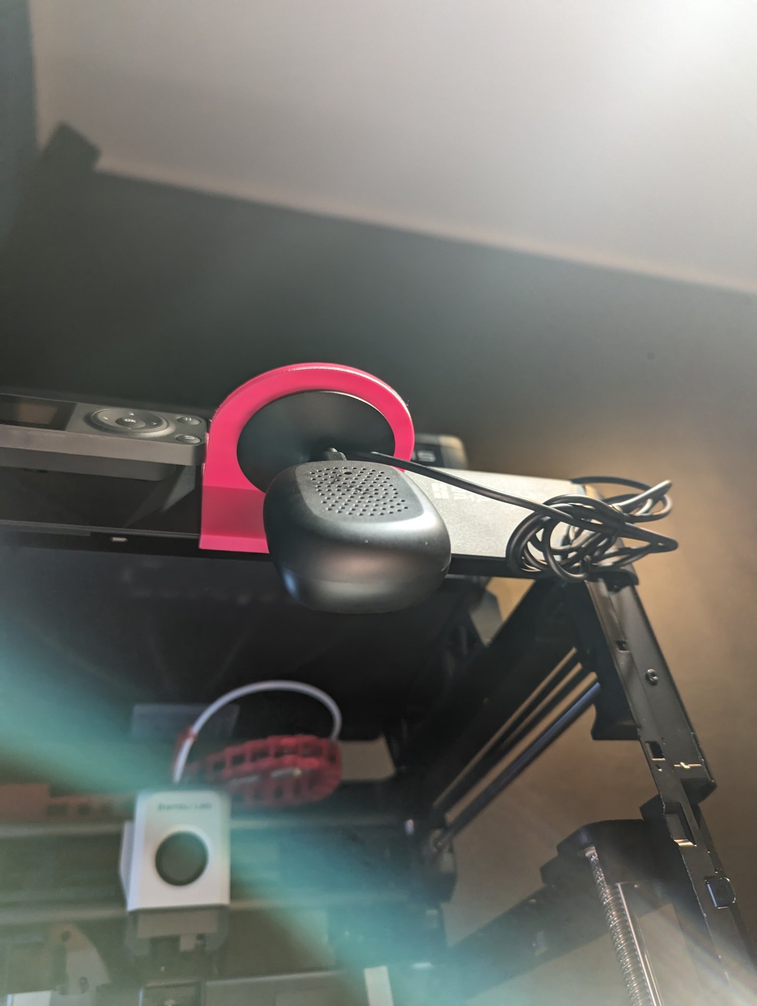 Giá đỡ camera DCS-6100LH gắn vào P1P