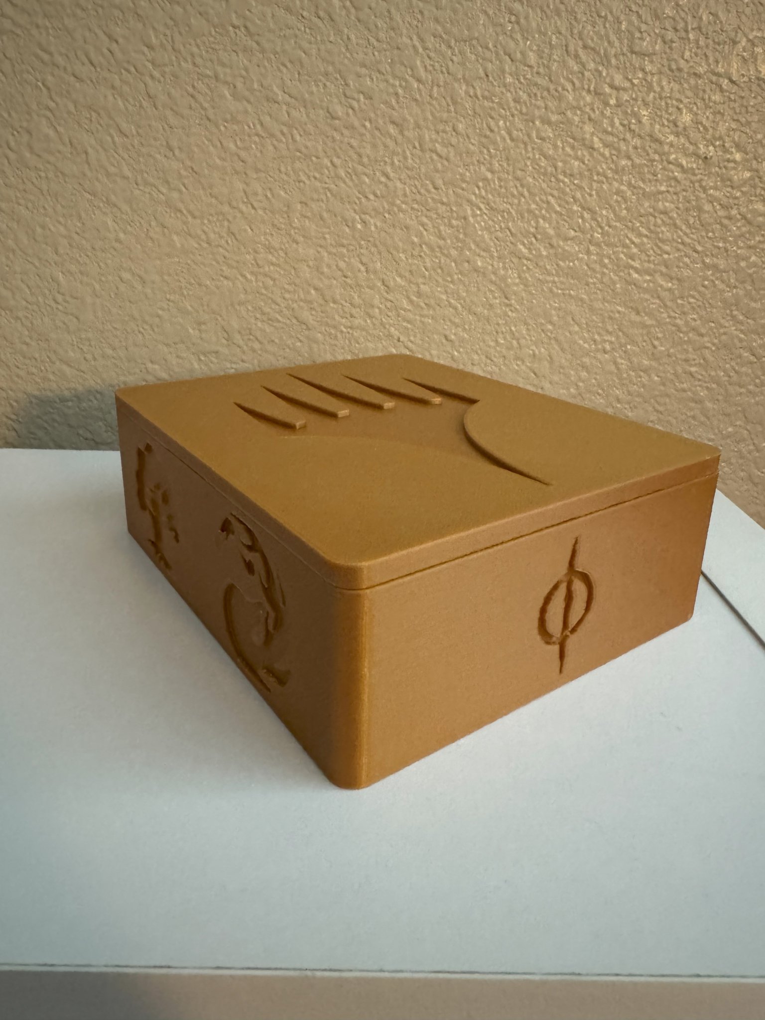 Hộp lưu trữ thẻ Planechase cho Magic: The Gathering